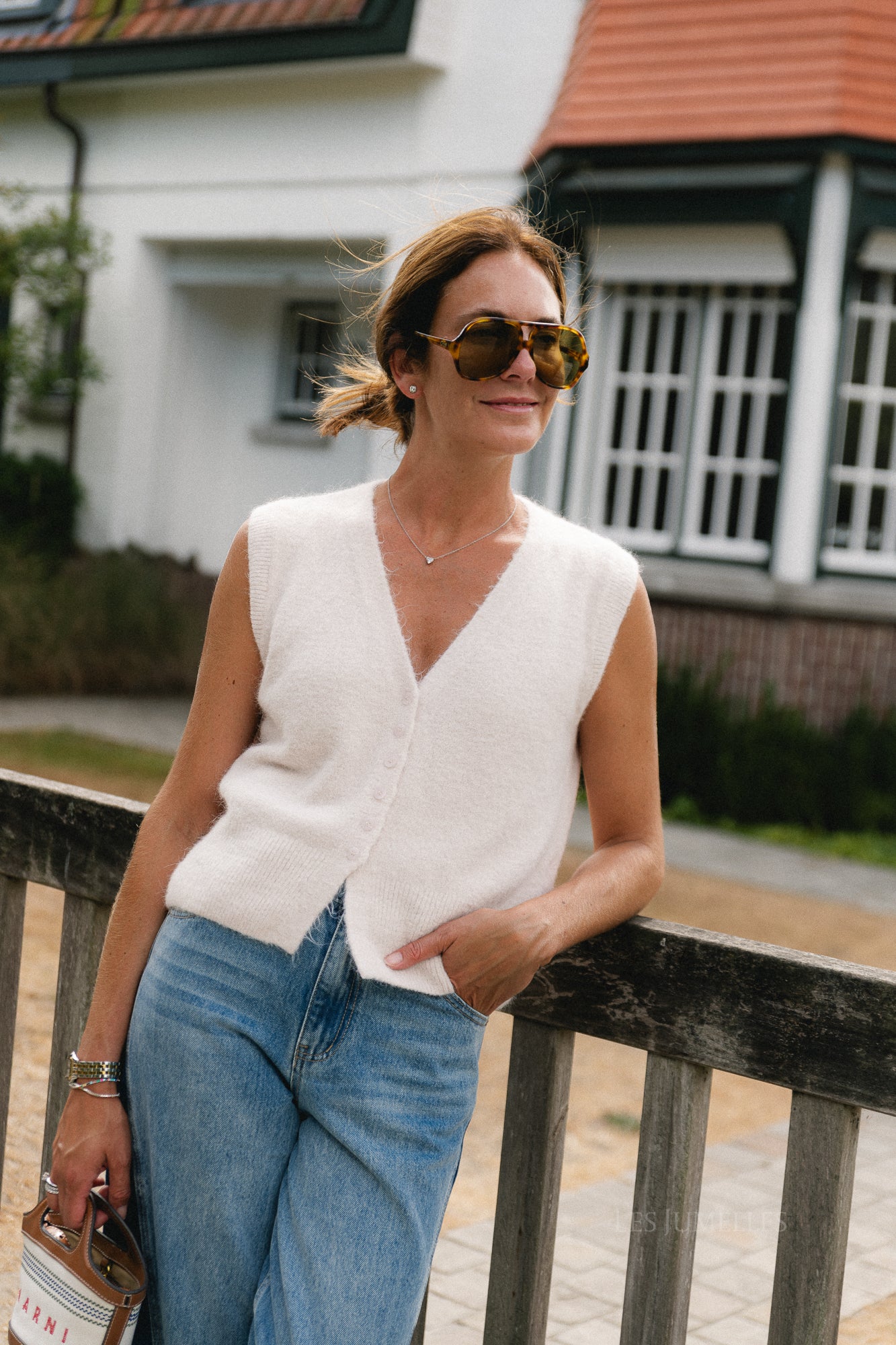 Rhoda sleeveless vest off white
