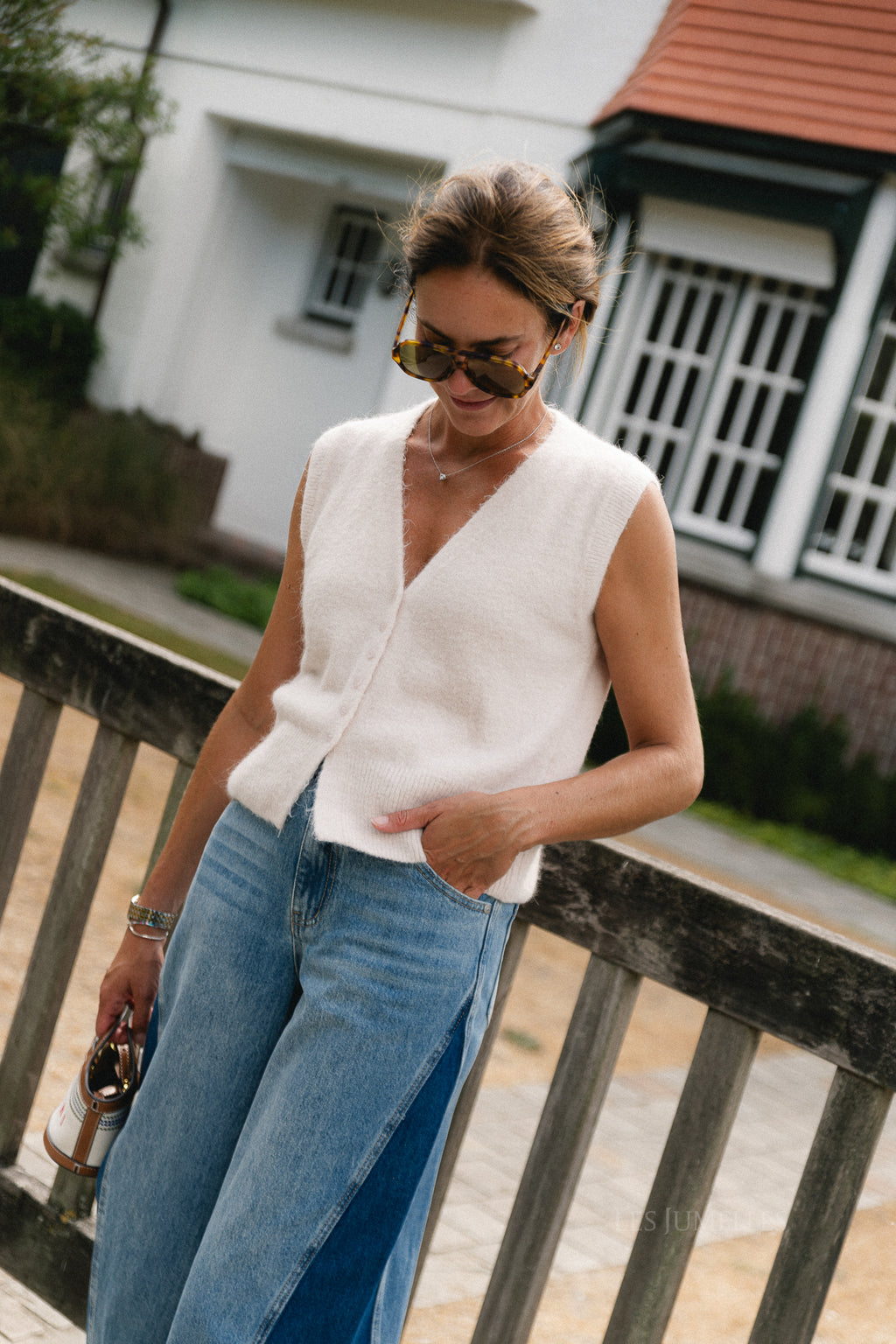 Rhoda sleeveless vest off white