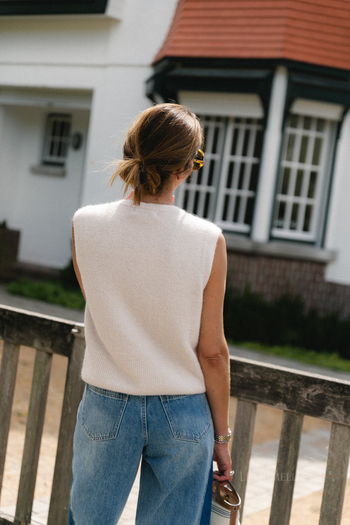 Rhoda sleeveless vest off white