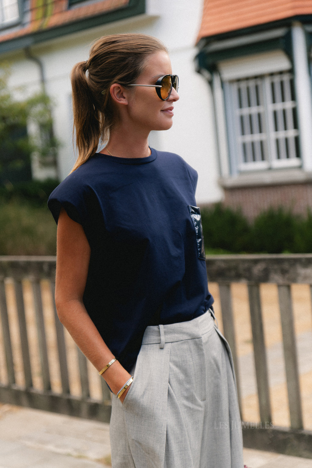 Serena sleeveless T-shirt navy