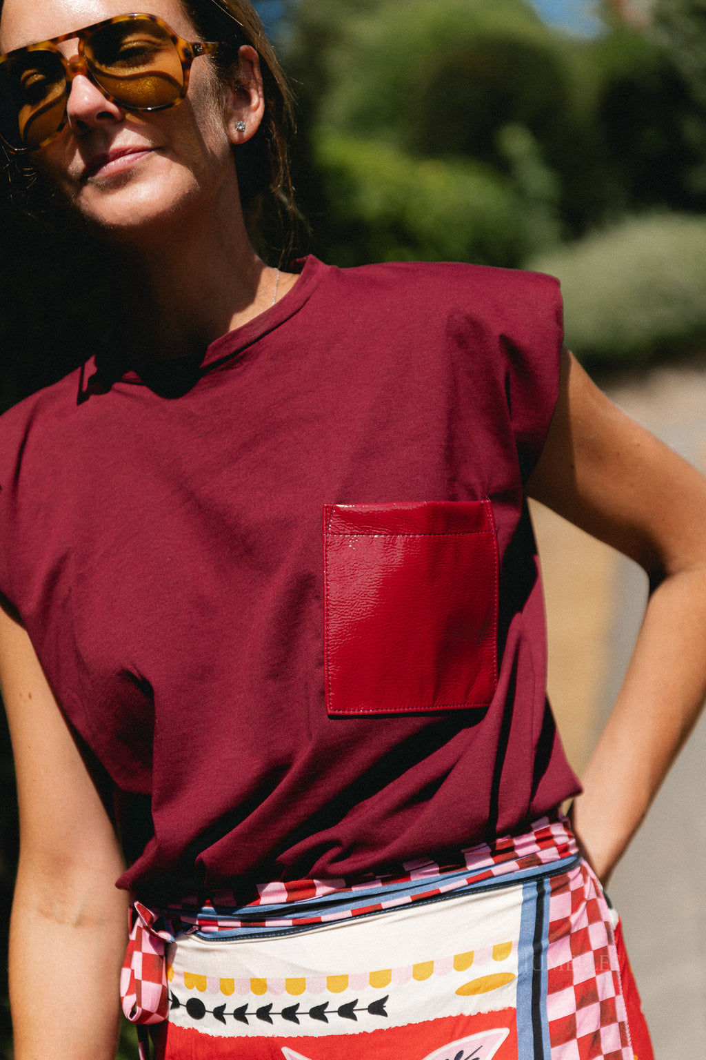 Serena sleeveless T-shirt burgundy