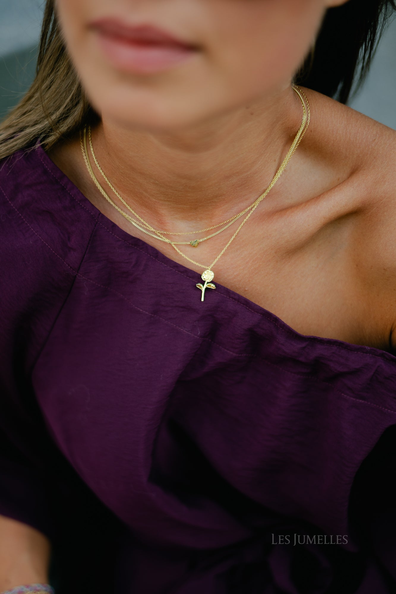 Honourable rose necklace gold plated