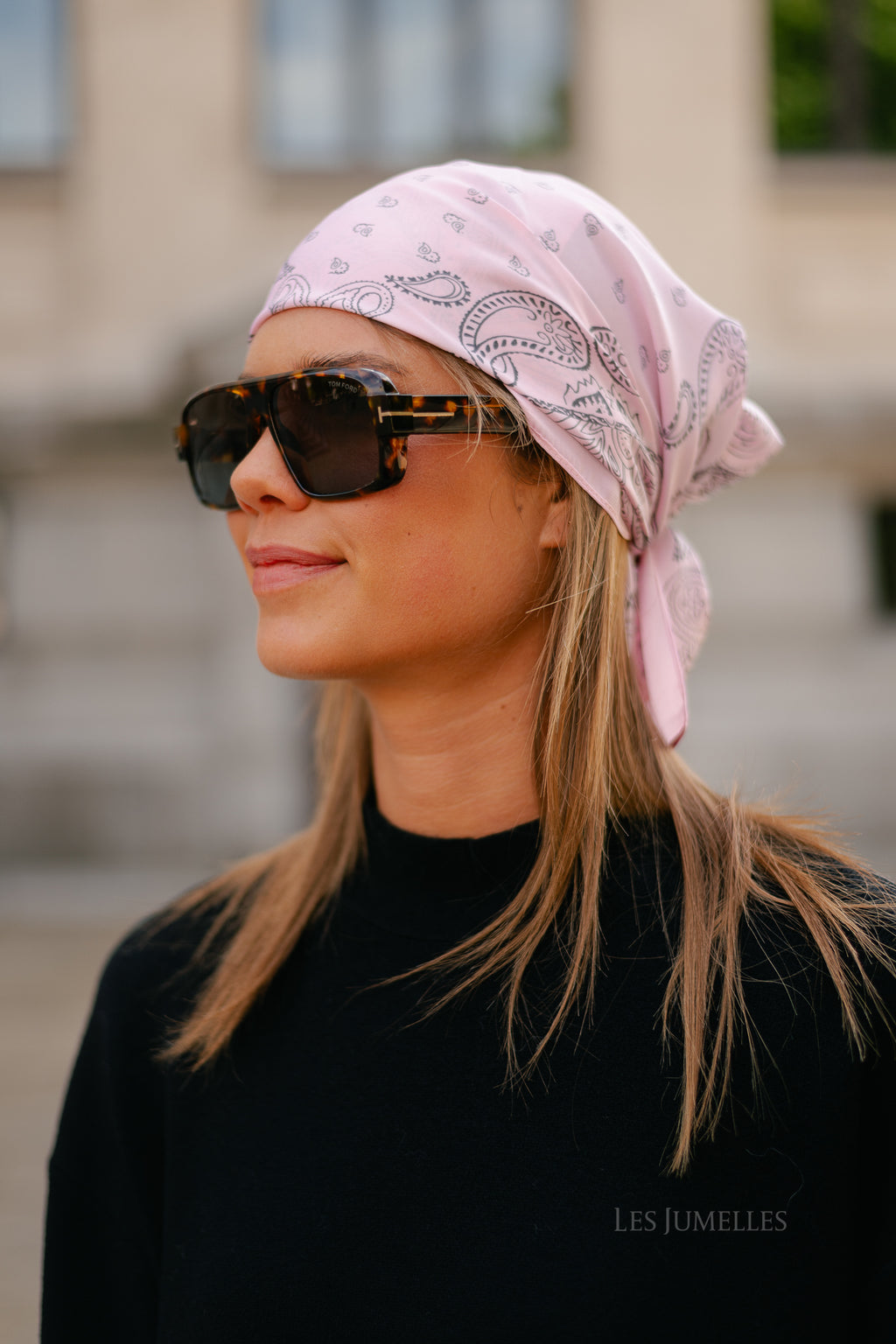 Farm girl scarf pink