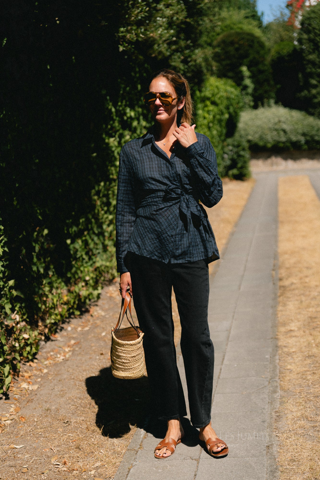 VIBrady RW barrel jeans black denim