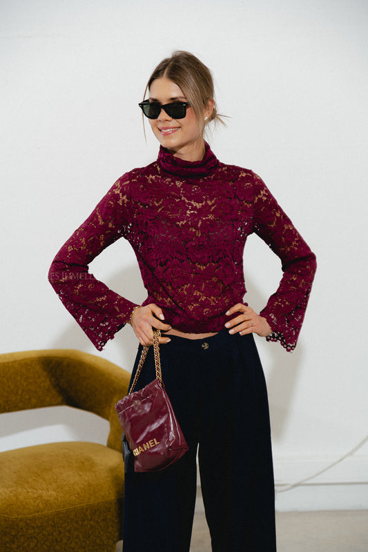 Les Jumelles Elisabeth lace rollneck top burgundy