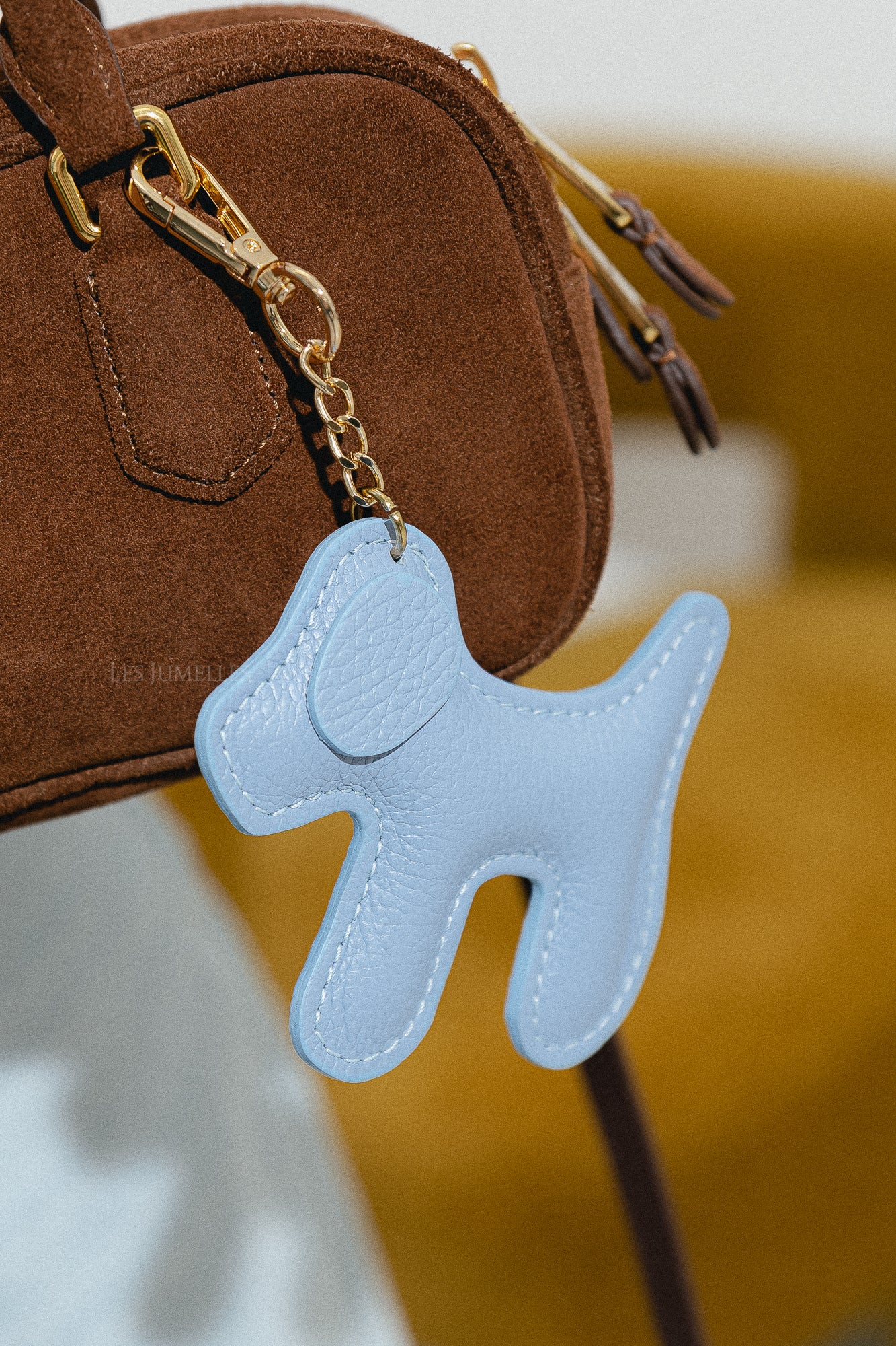 Leren honden sleutelhanger babyblauw