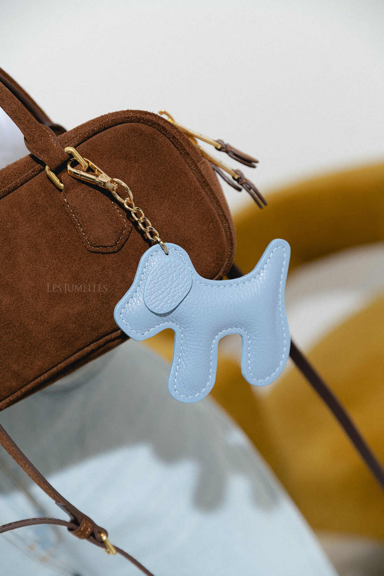 Leren honden sleutelhanger babyblauw