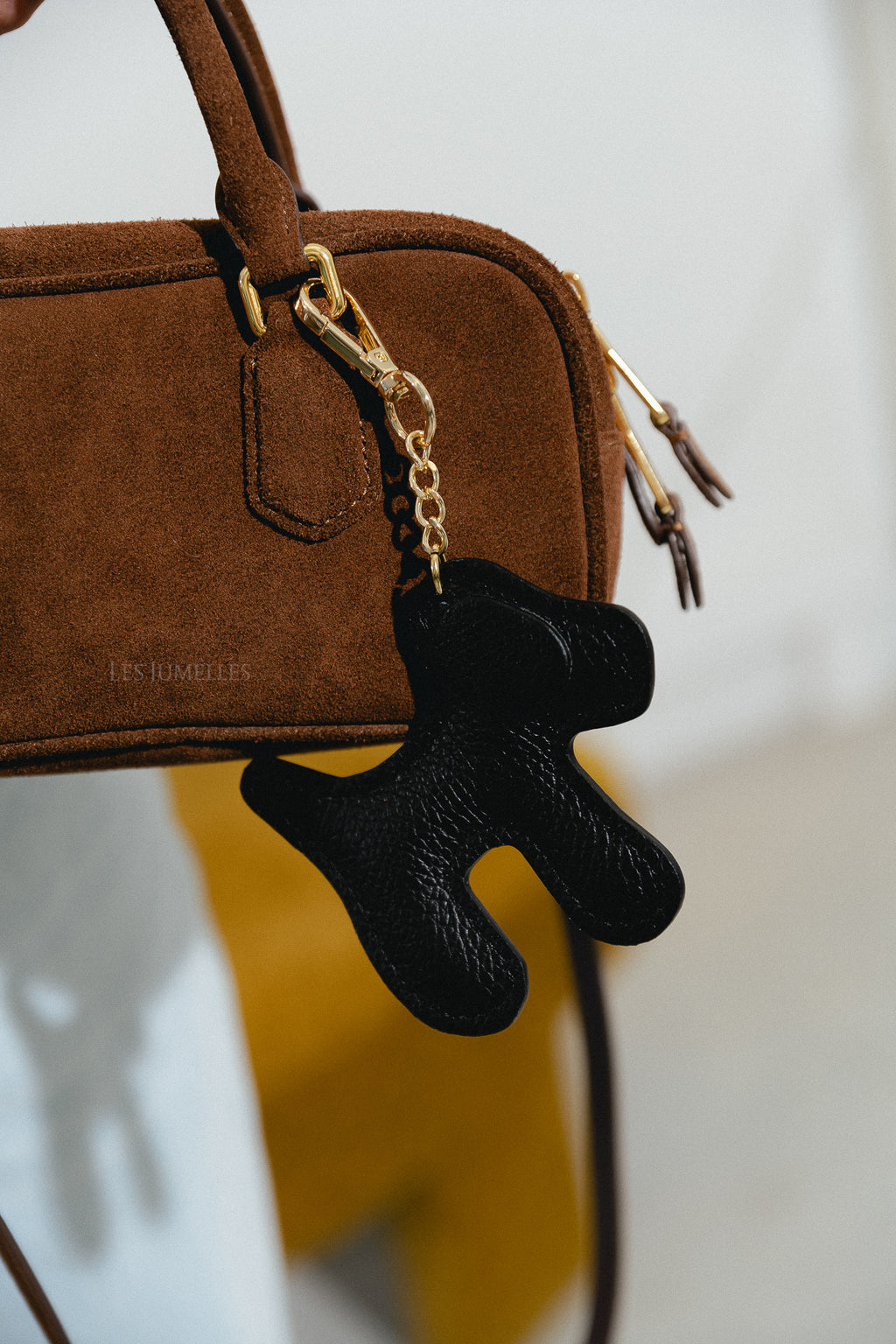 Leather dog keychain black