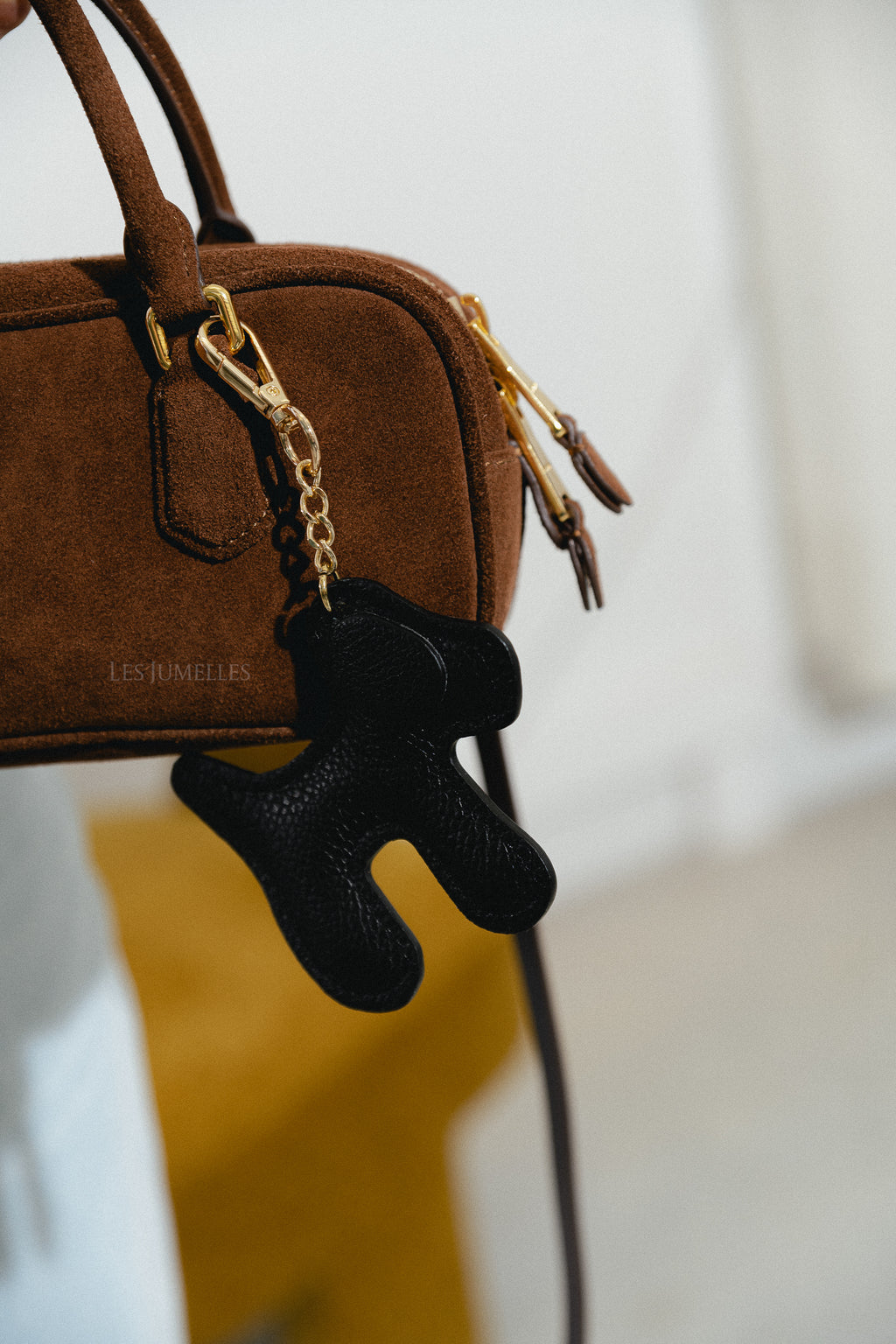 Leather dog keychain black