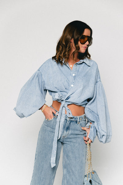 Bella balloon sleeve wrap shirt light blue denim – Les Jumelles