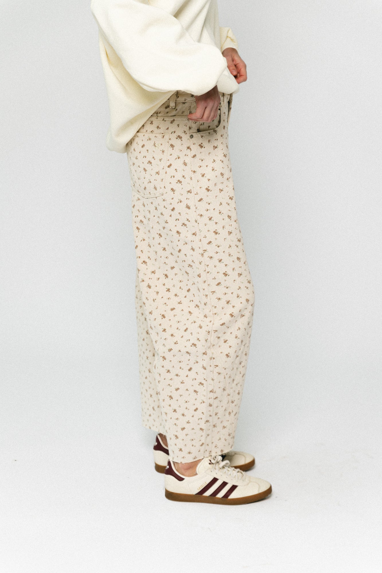 TomarSW cropped barrel jeans rose flower