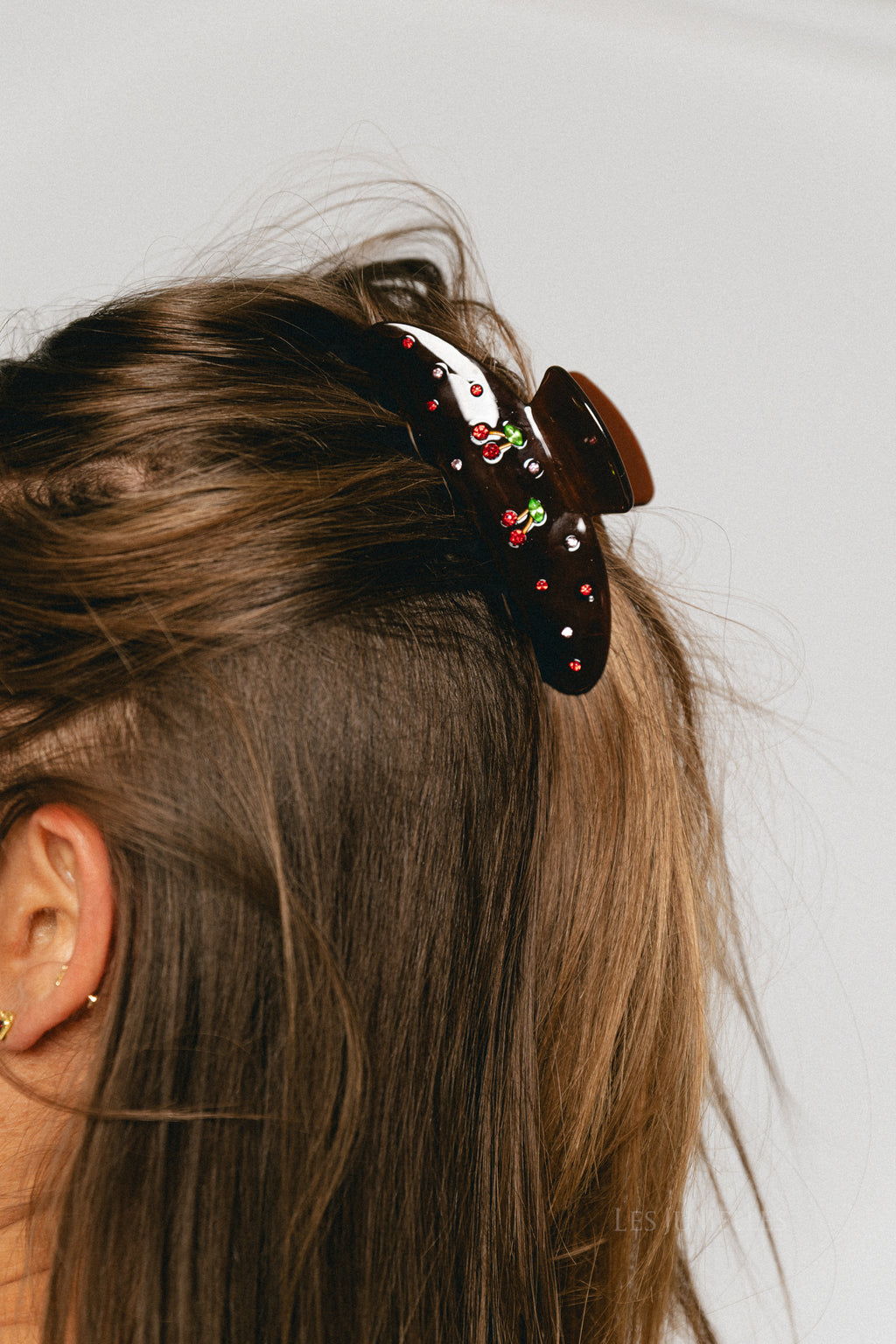 Cherry hair claw brown