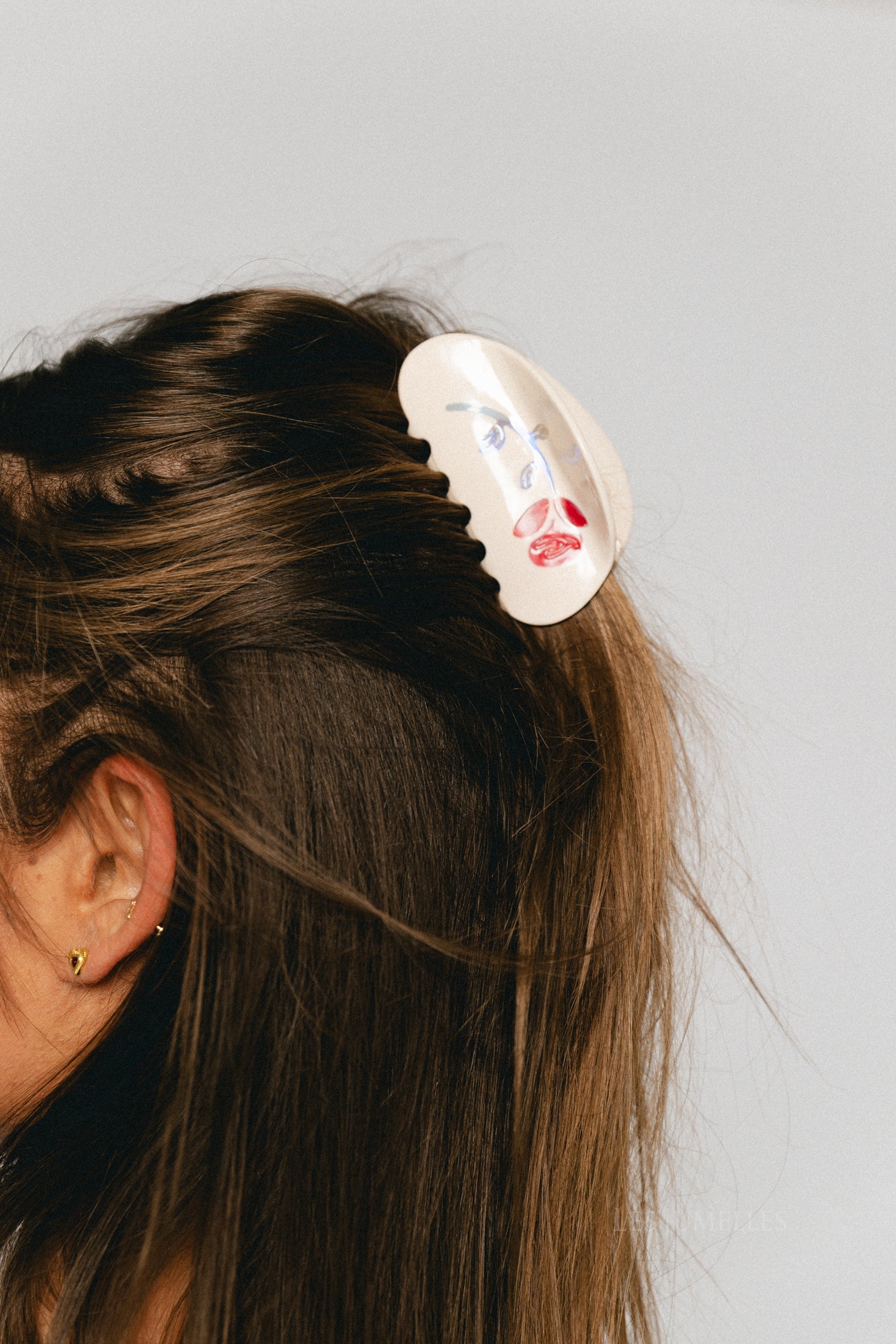 Flower hair claw cream