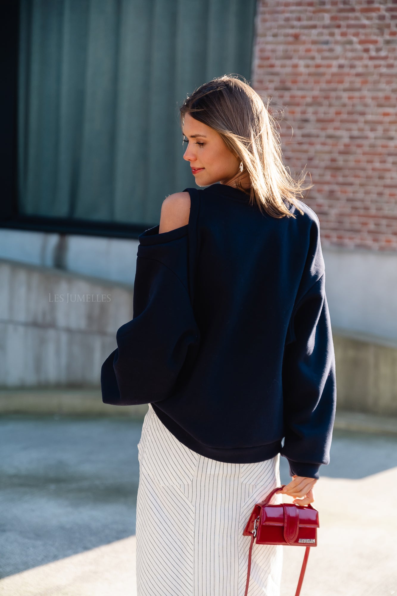 Sage cut out sweater navy blue Les Jumelles