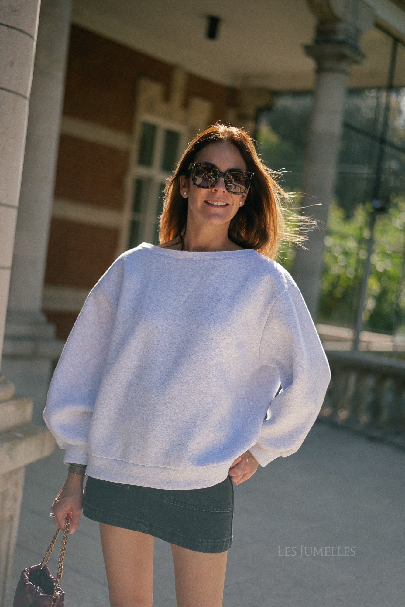 Yasmine off shoulder sweater light grey