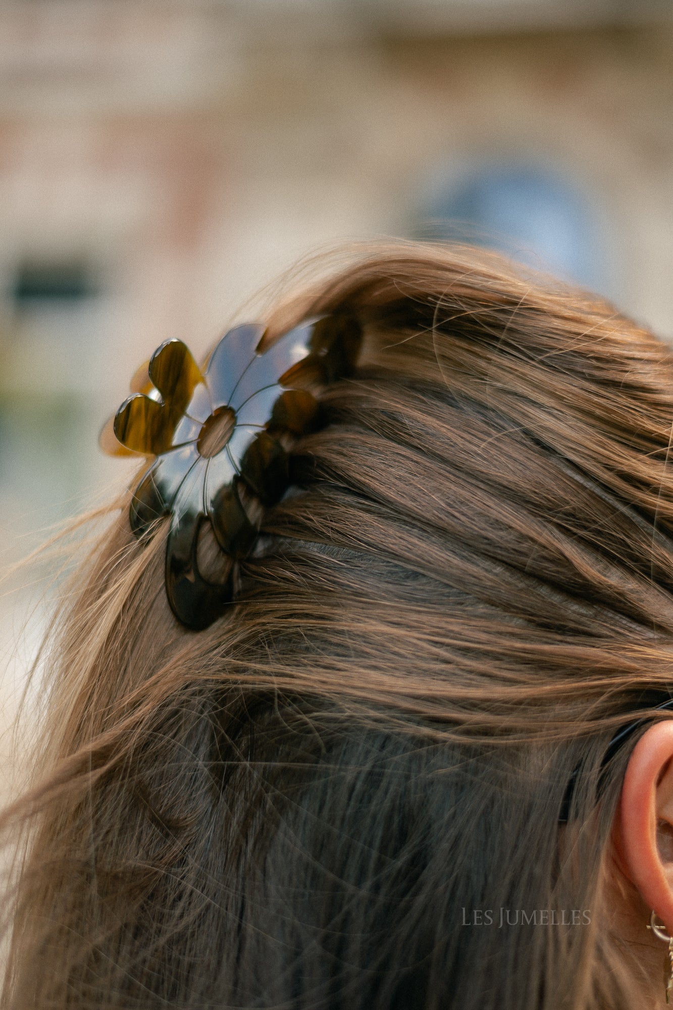 Marbie magnolia hair claw hot fudge brown