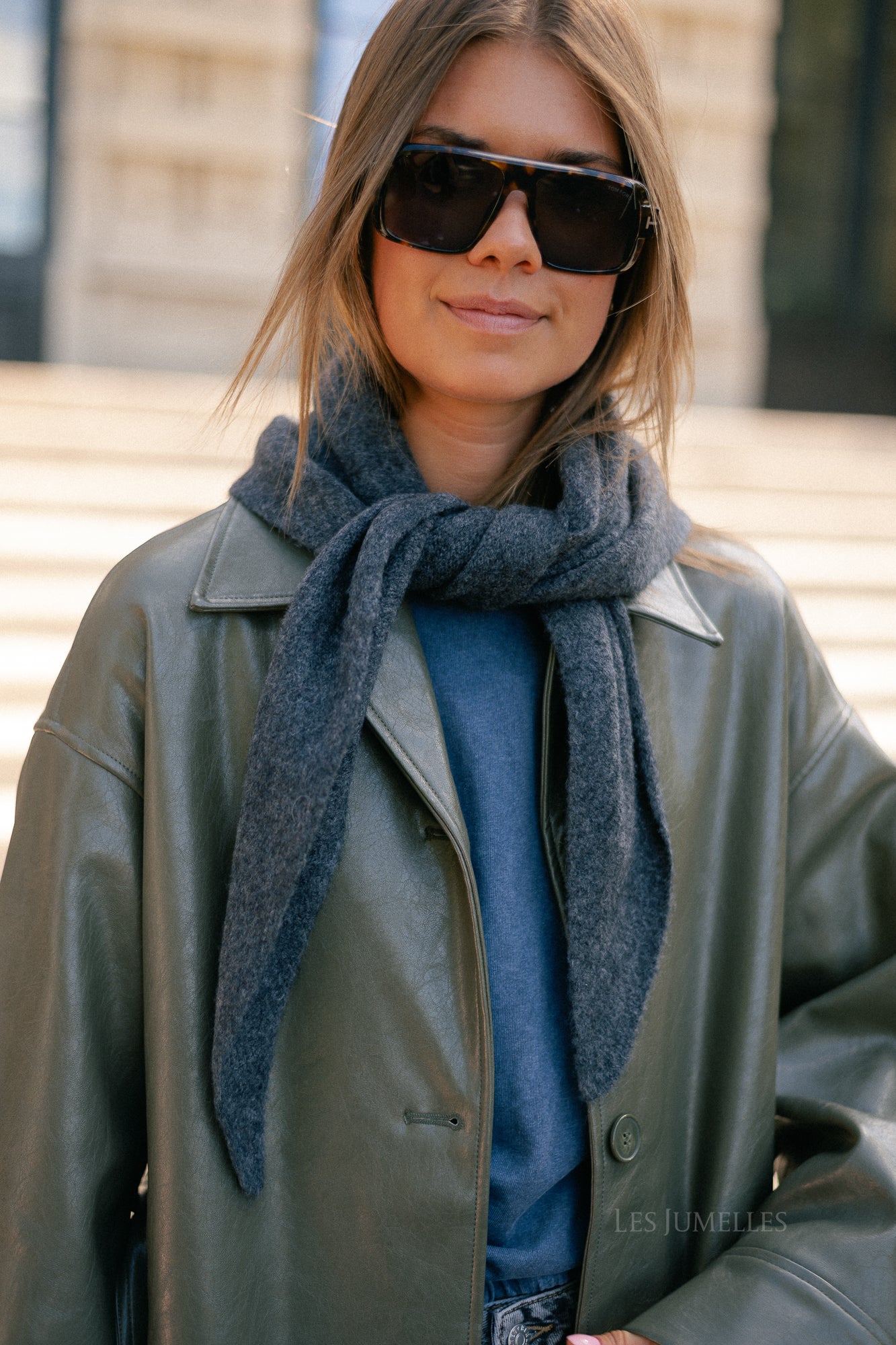 Armini scarf carbon