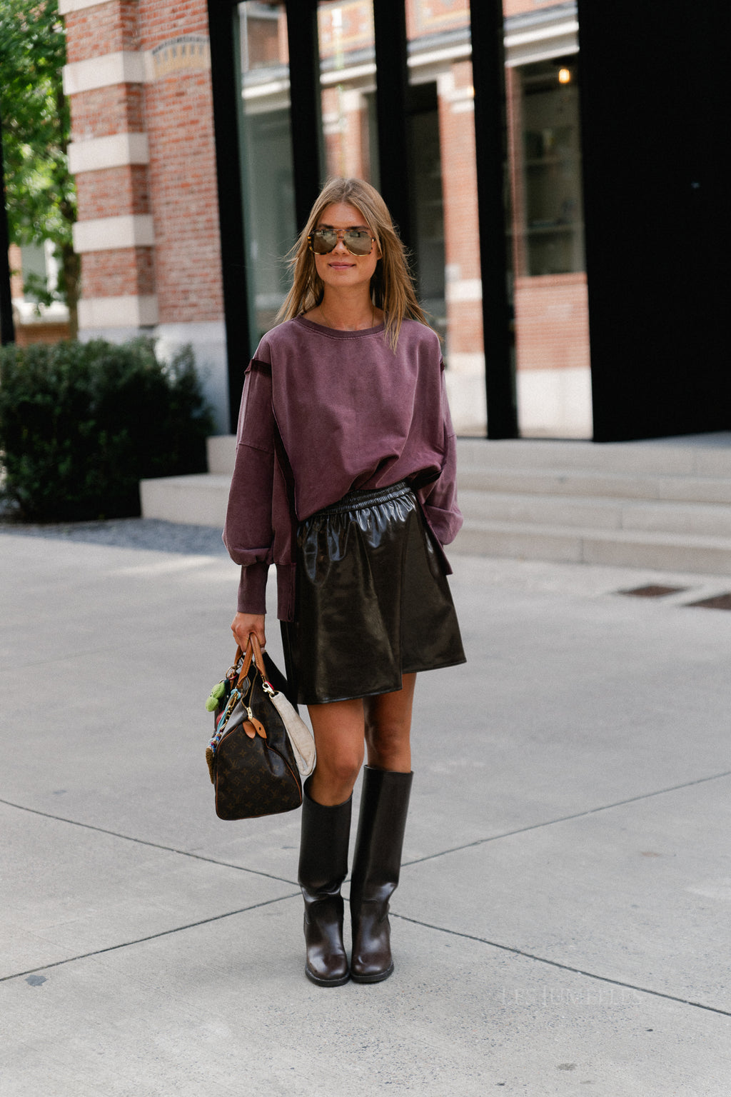 VIShinny skater skirt coffee bean
