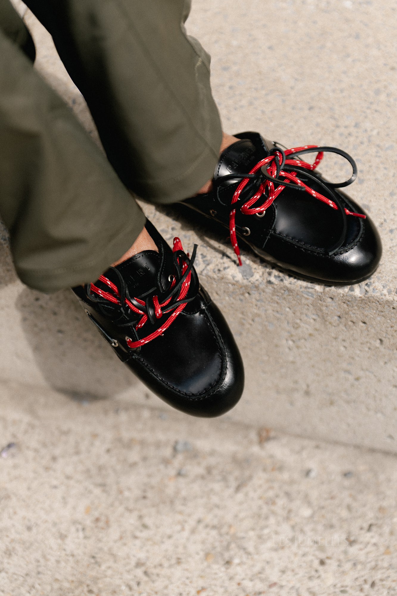 PAYasma lace fur loafers black polido