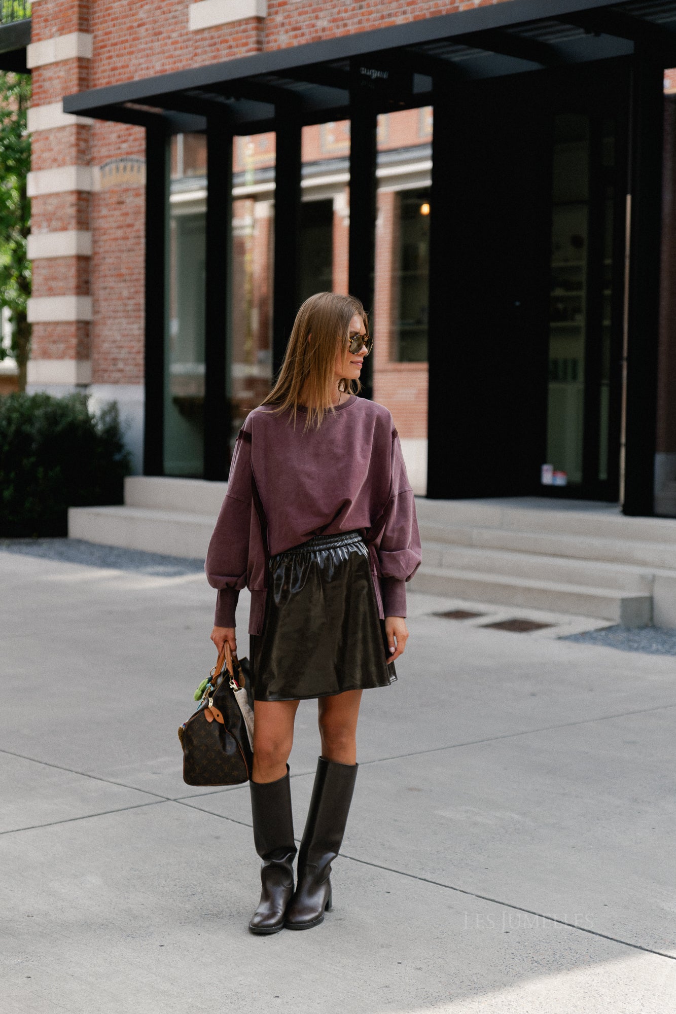 VIShinny skater skirt coffee bean