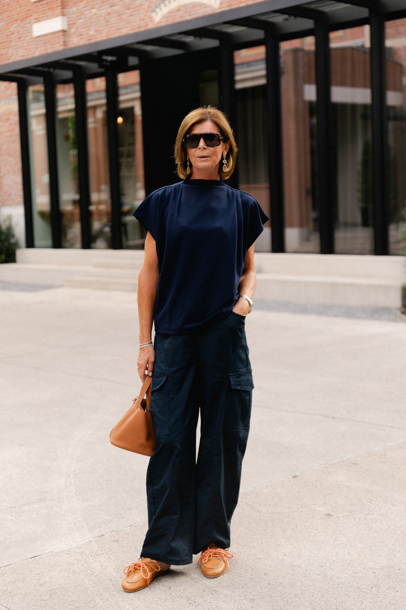 VIMerlano funnelneck SS top navy blazer