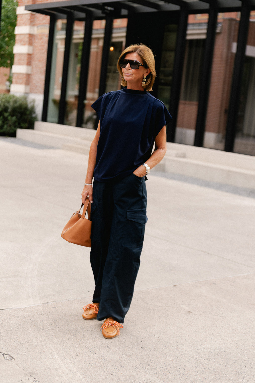 VIMerlano funnelneck SS top navy blazer