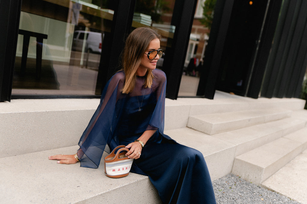 YASVima bandeau maxi dress - show navy blazer