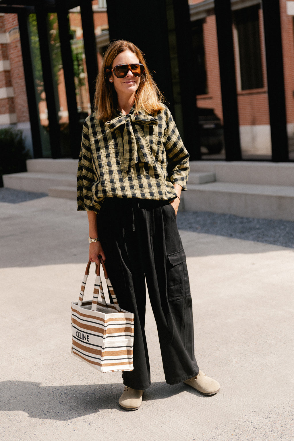 Isabelle cargo pants black