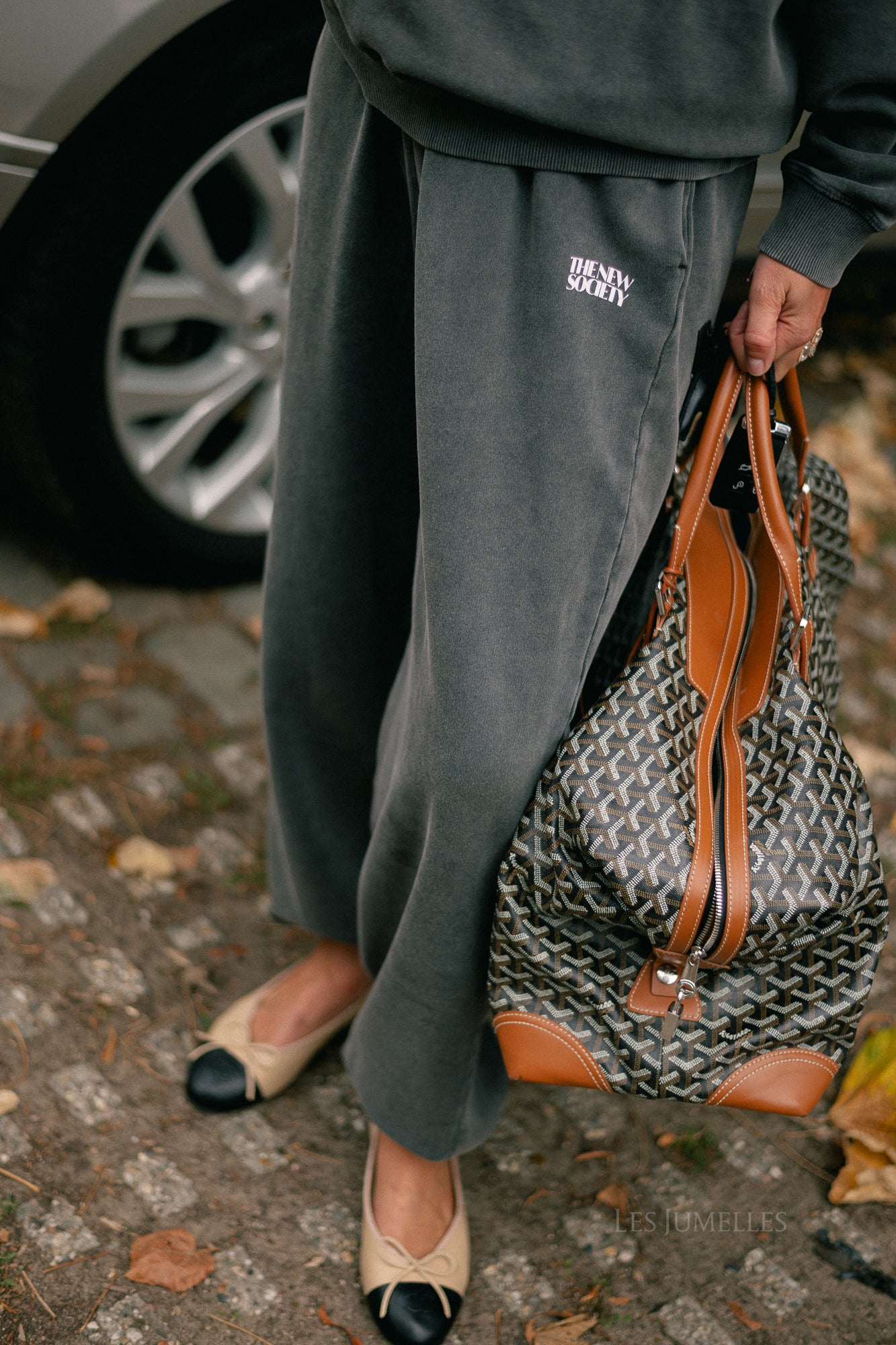 TNS logo collection jogging washed grey