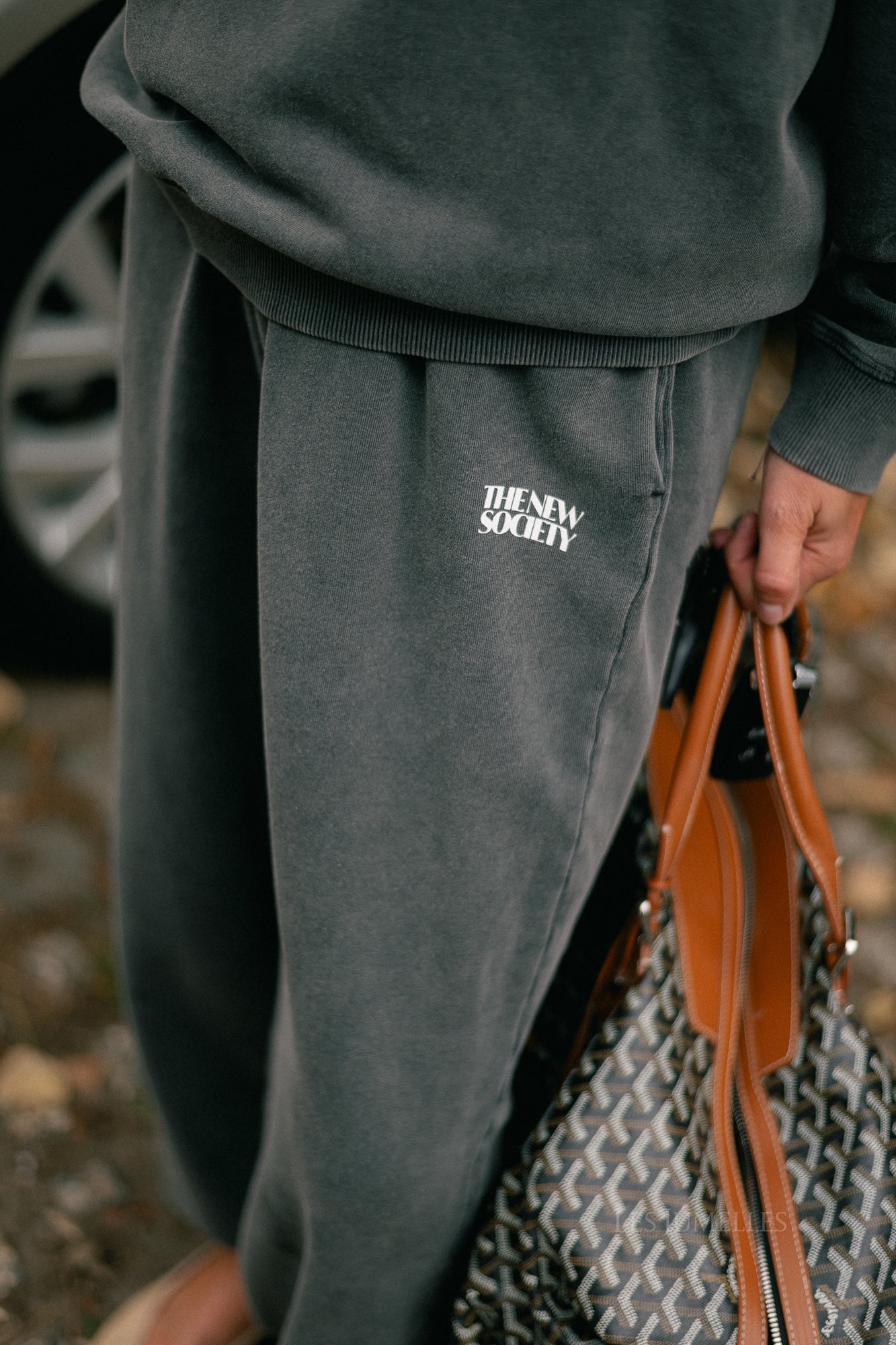 TNS logo collection jogging washed grey