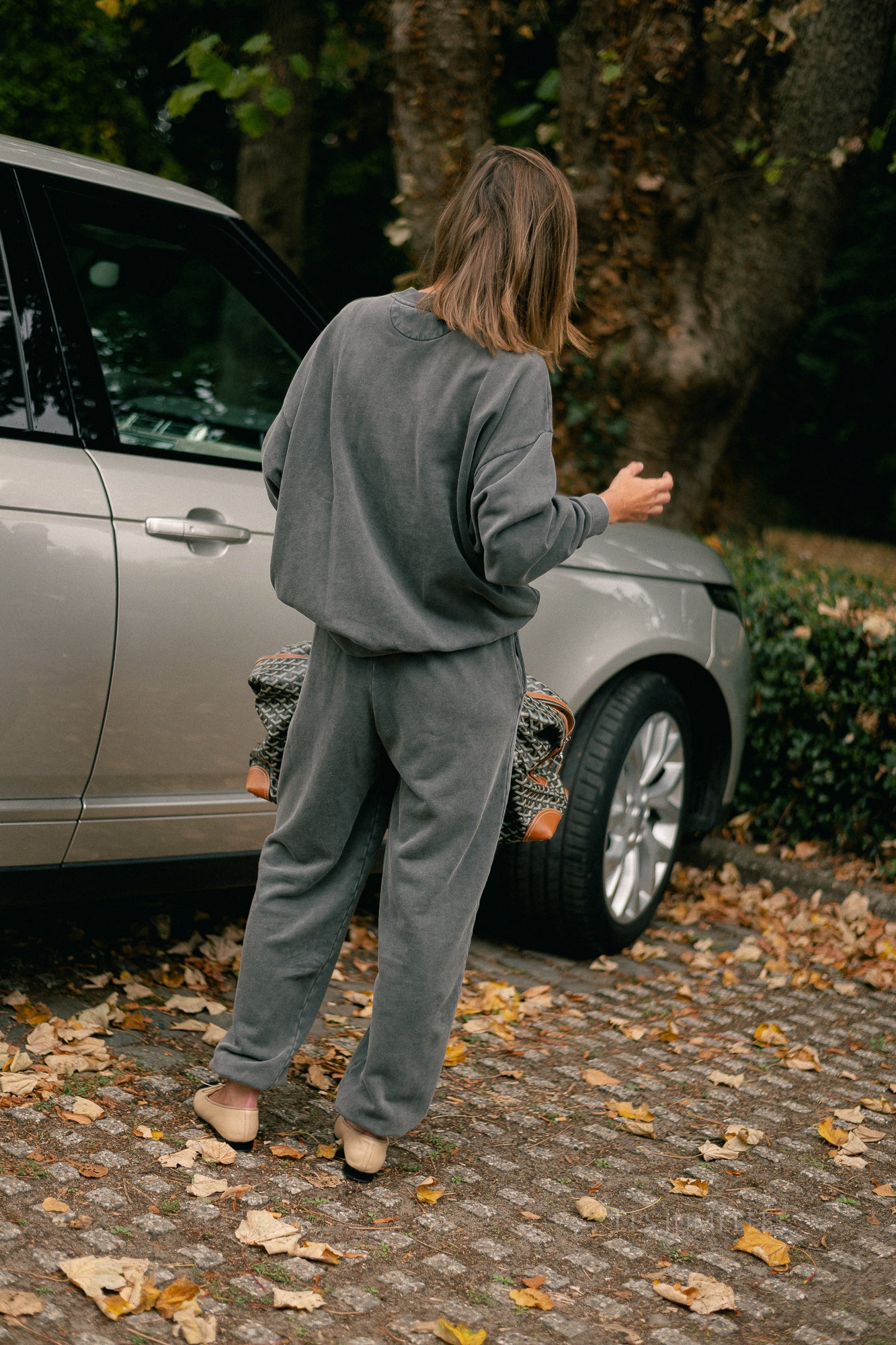 TNS logo collection jogging washed grey