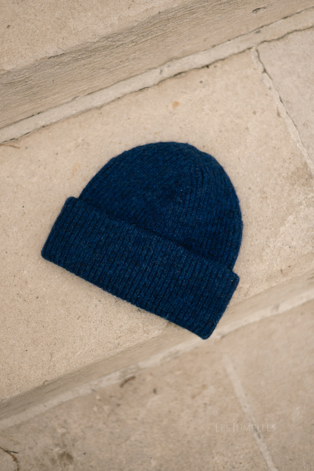 Reza hat navy