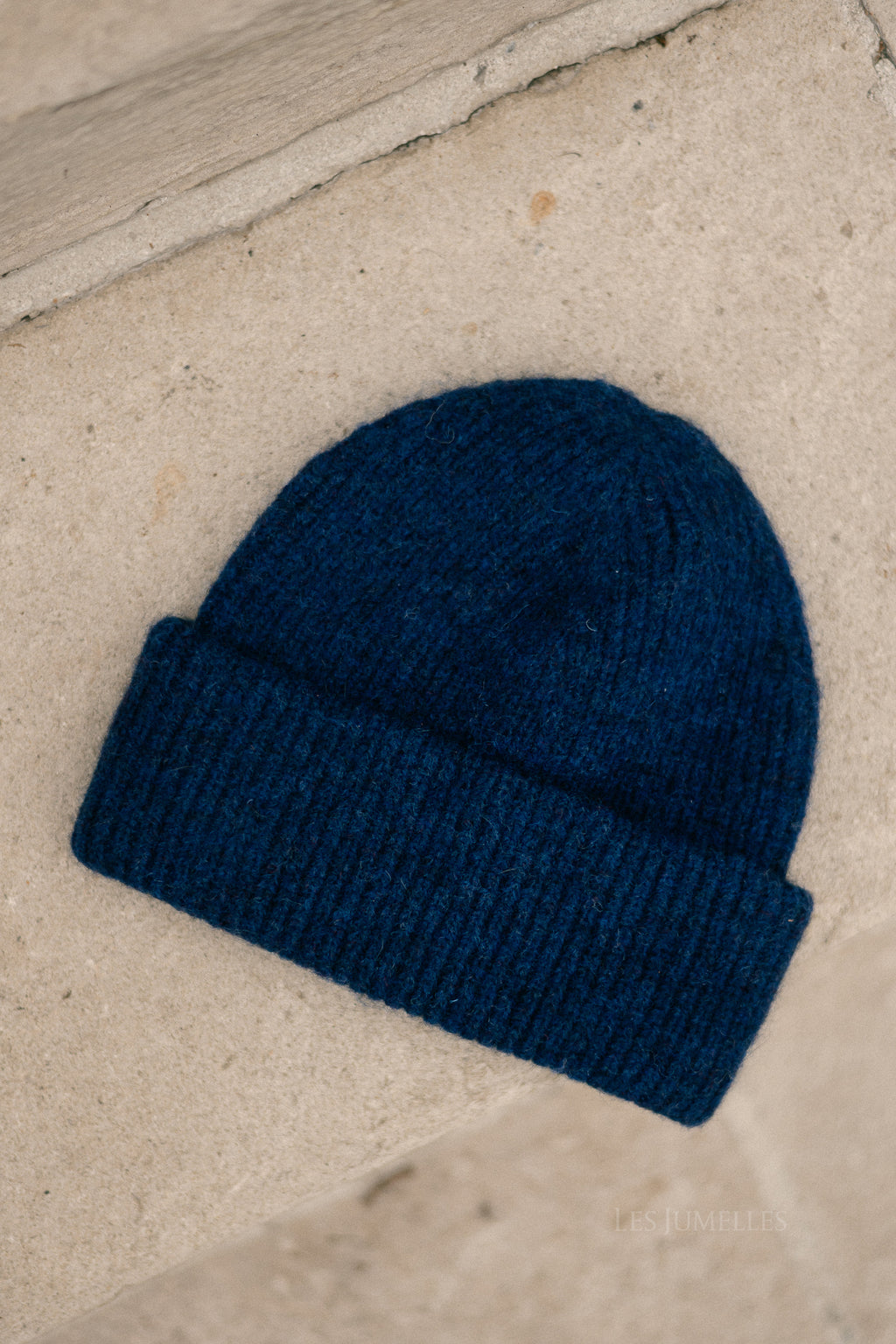 Reza hat navy
