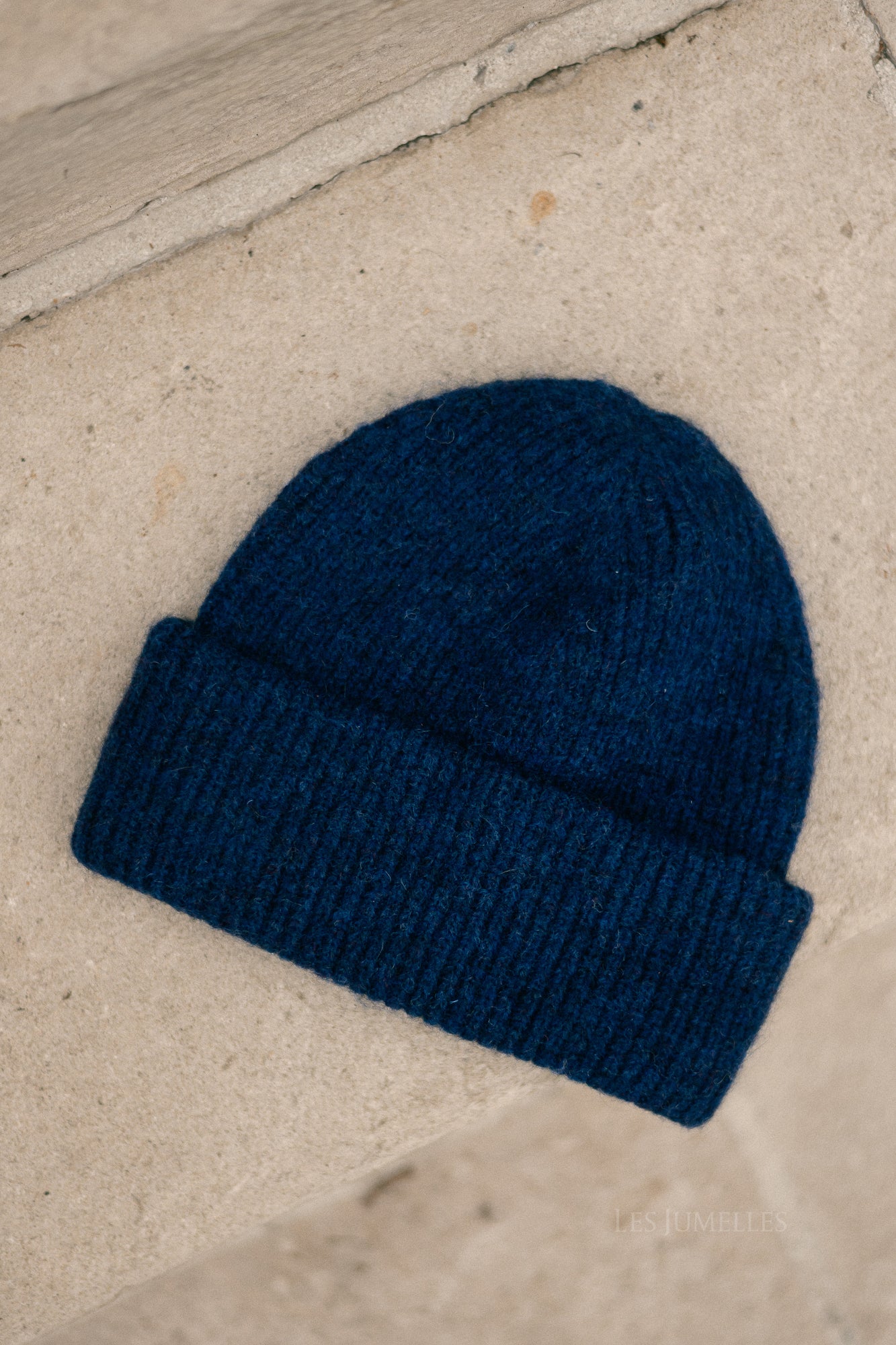 Reza hat navy