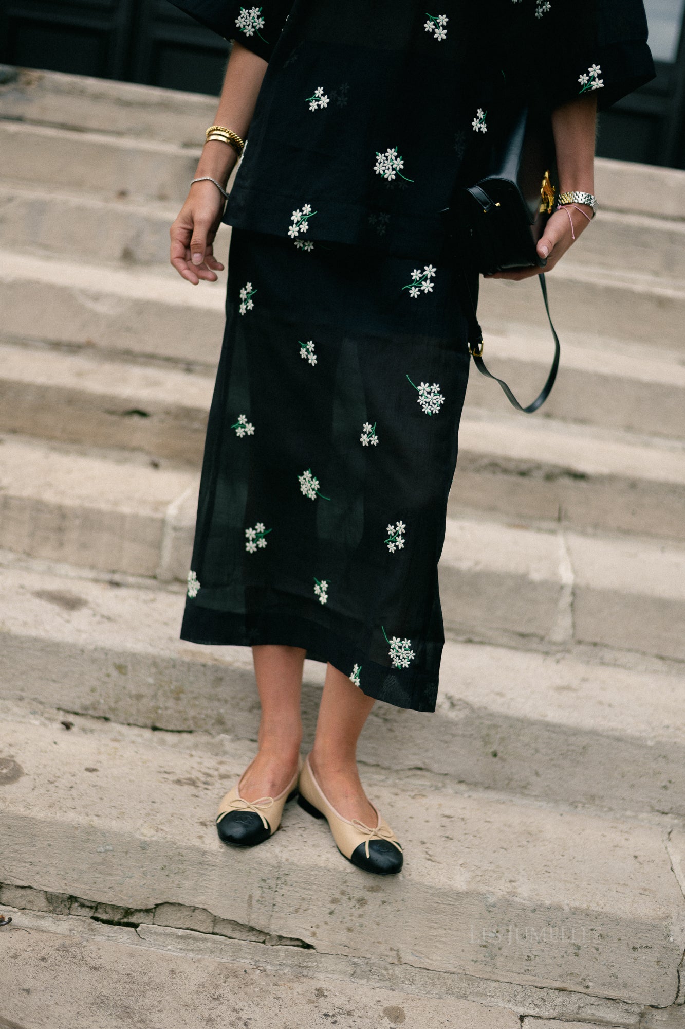Angely skirt black & white embroidery