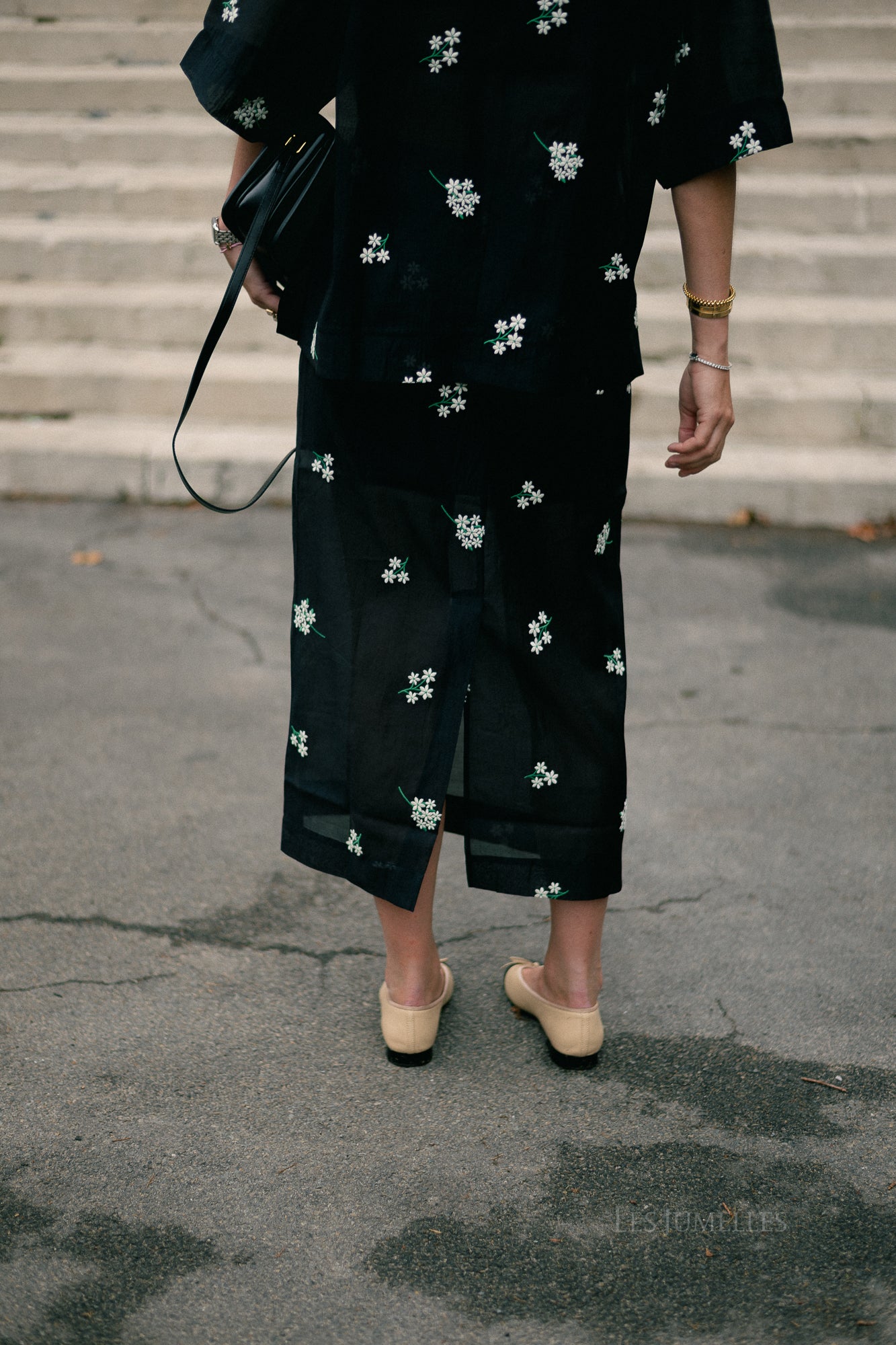 Angely skirt black & white embroidery