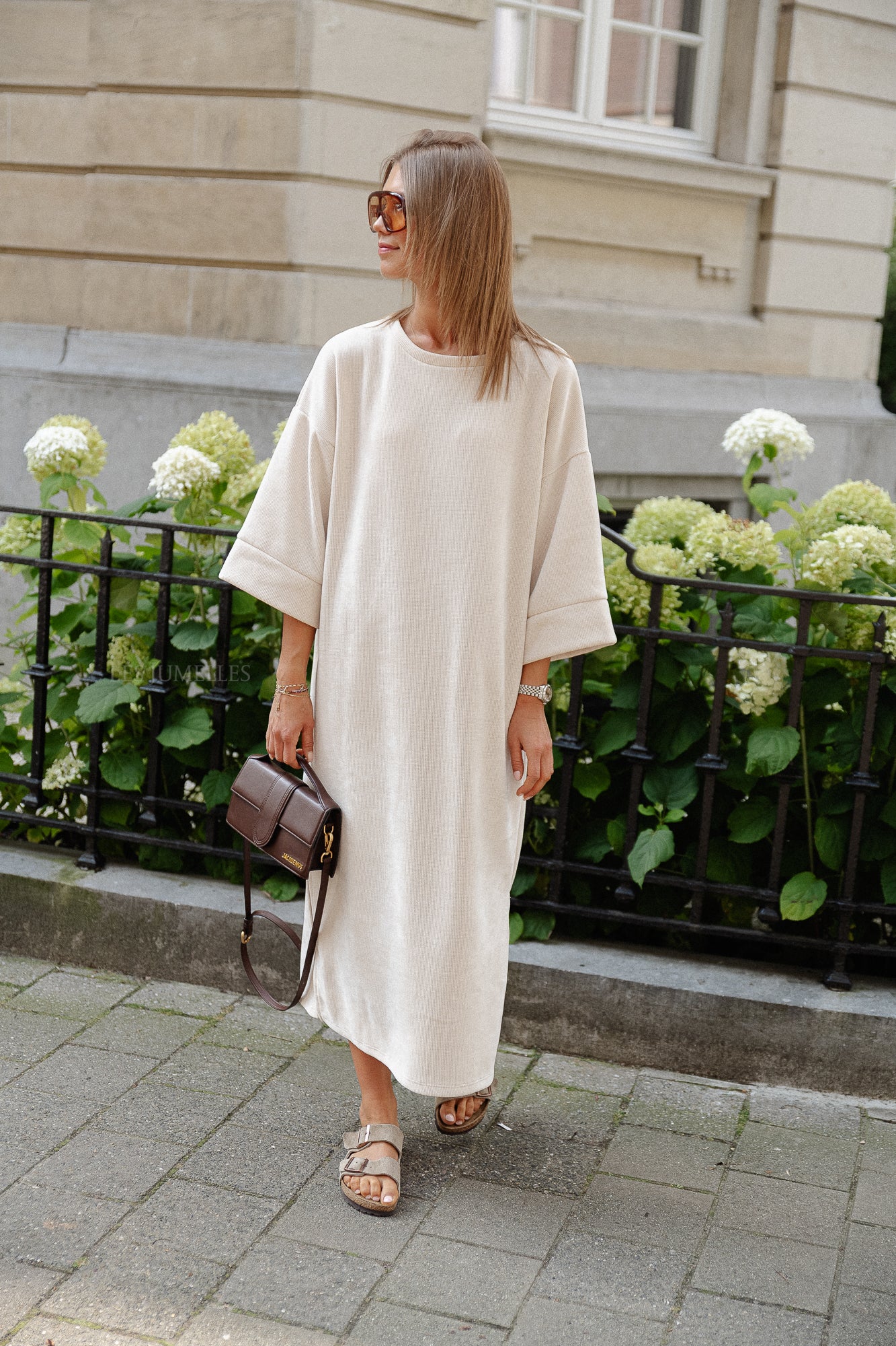 Robe longue en velours Vida beige