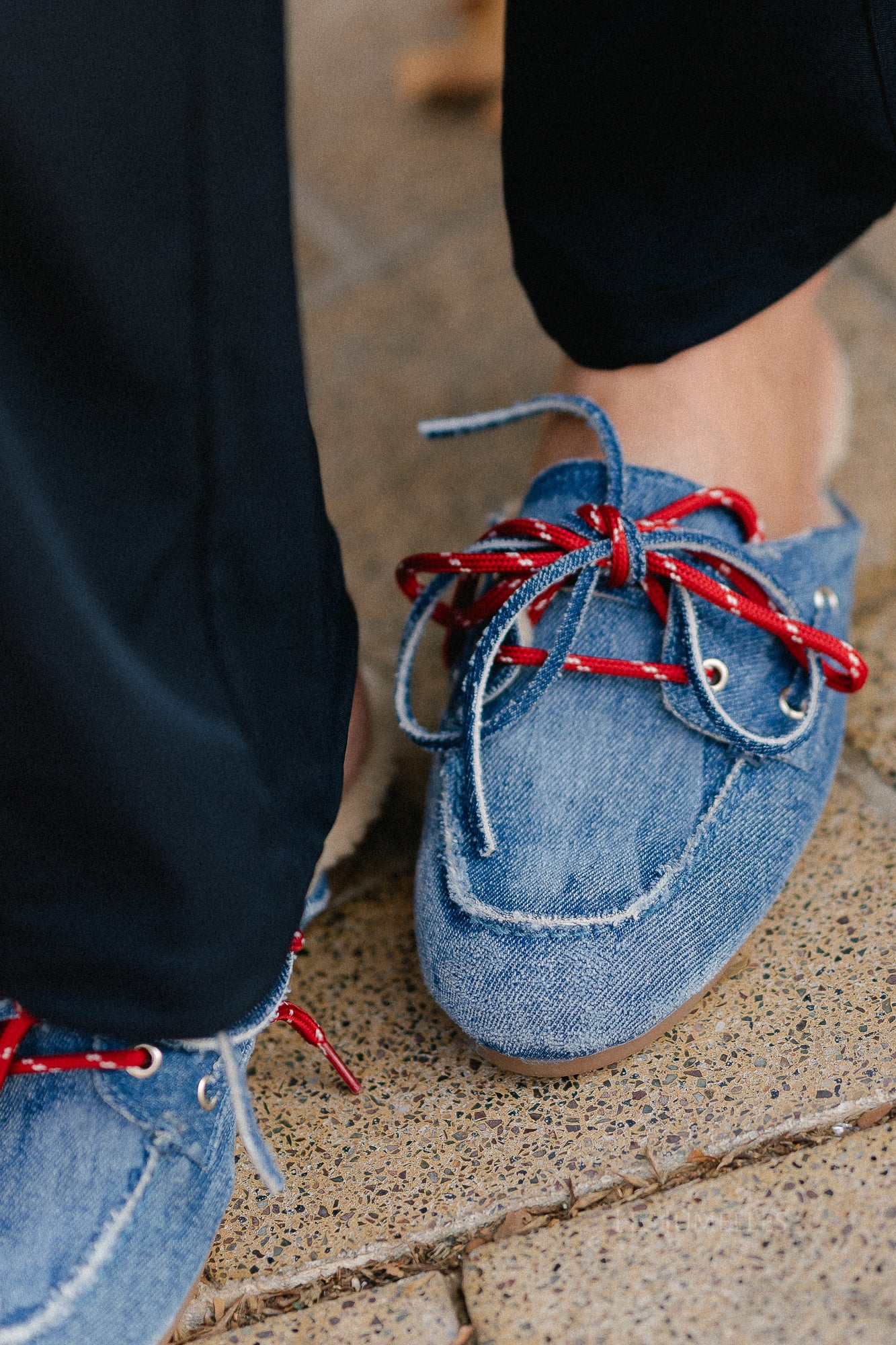 PAYasma lace fur loafers denim