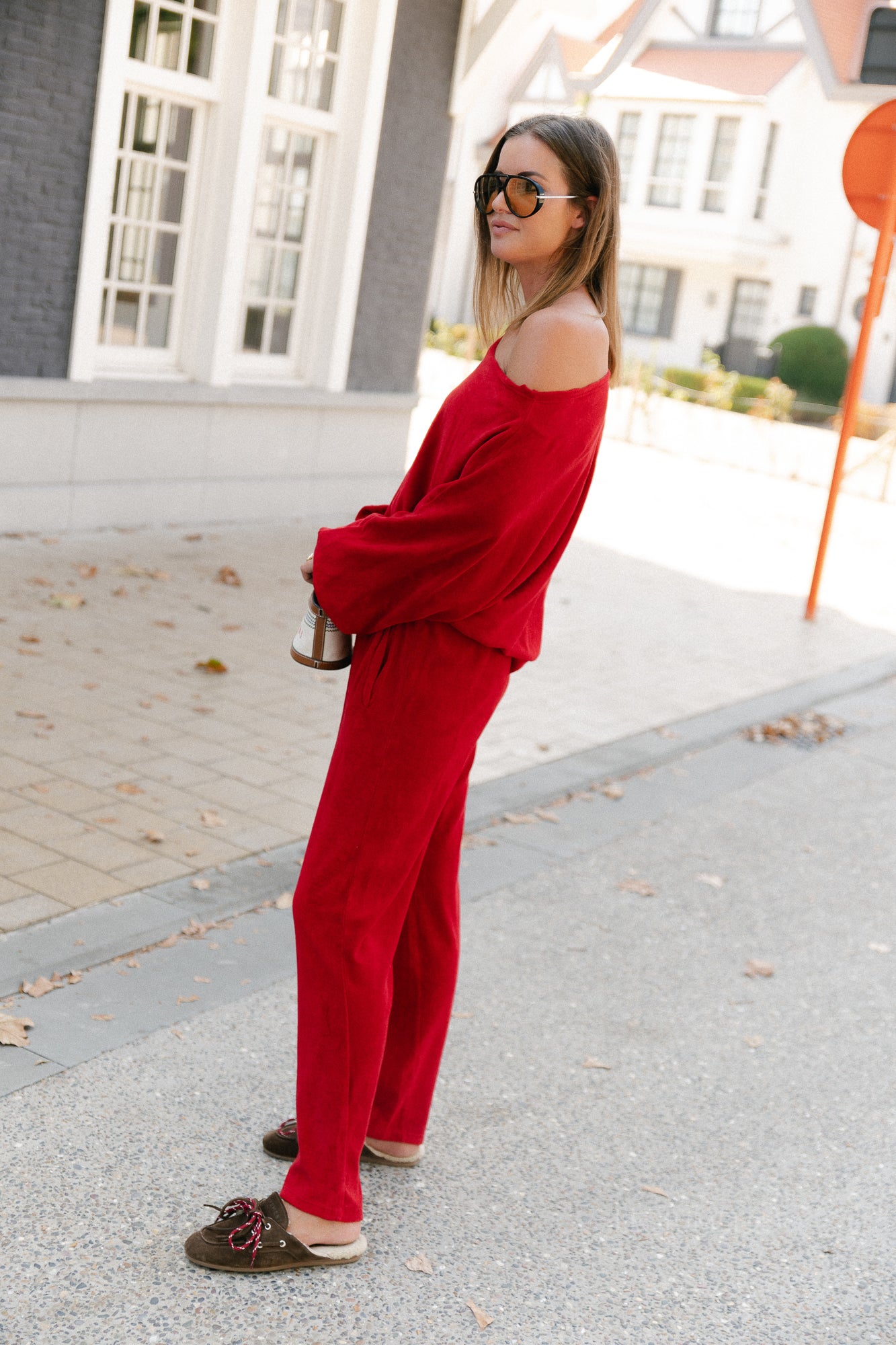 Gisele terry sweatpants red