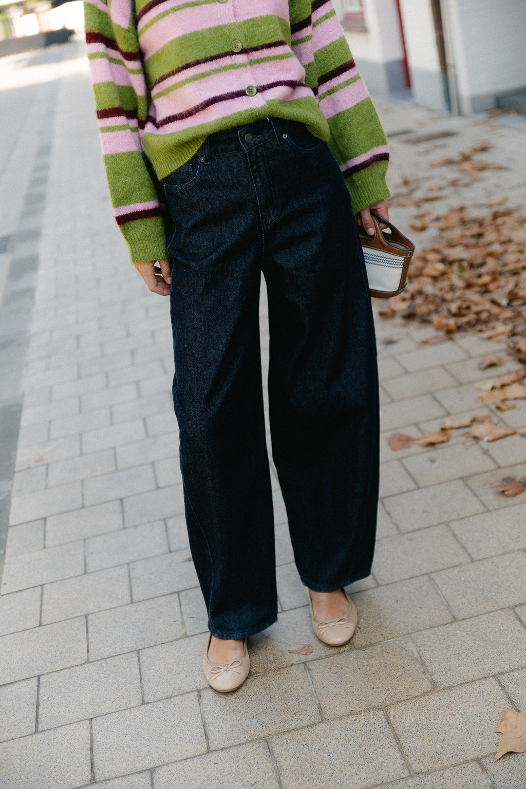 OBJMoji Elsa MW super barrel jeans NOOS dark midnight denim
