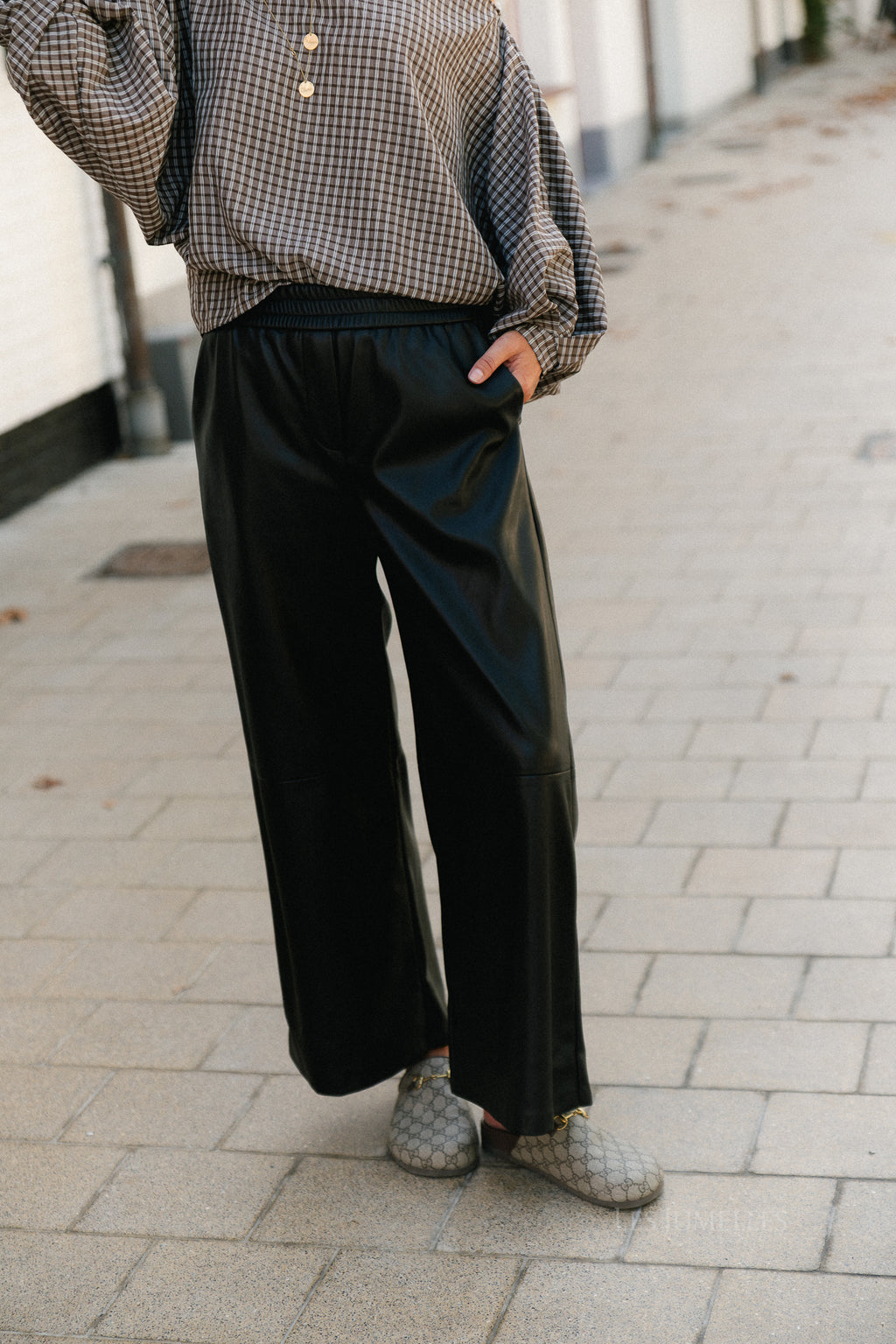 Joy pants black