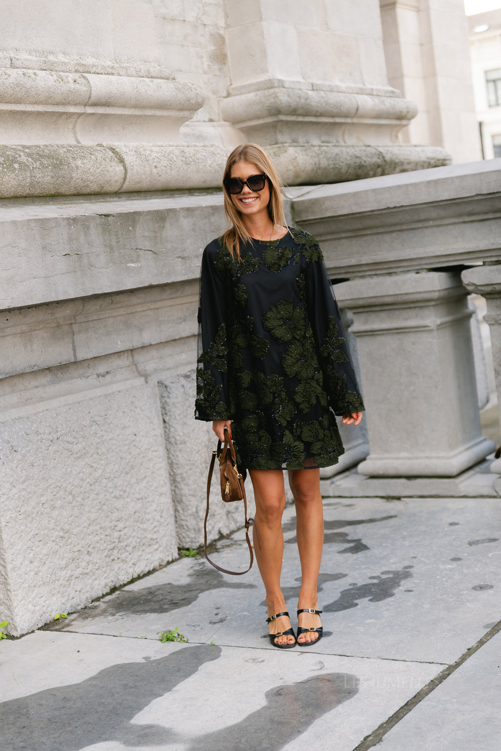 YASFlouing LS dress show black