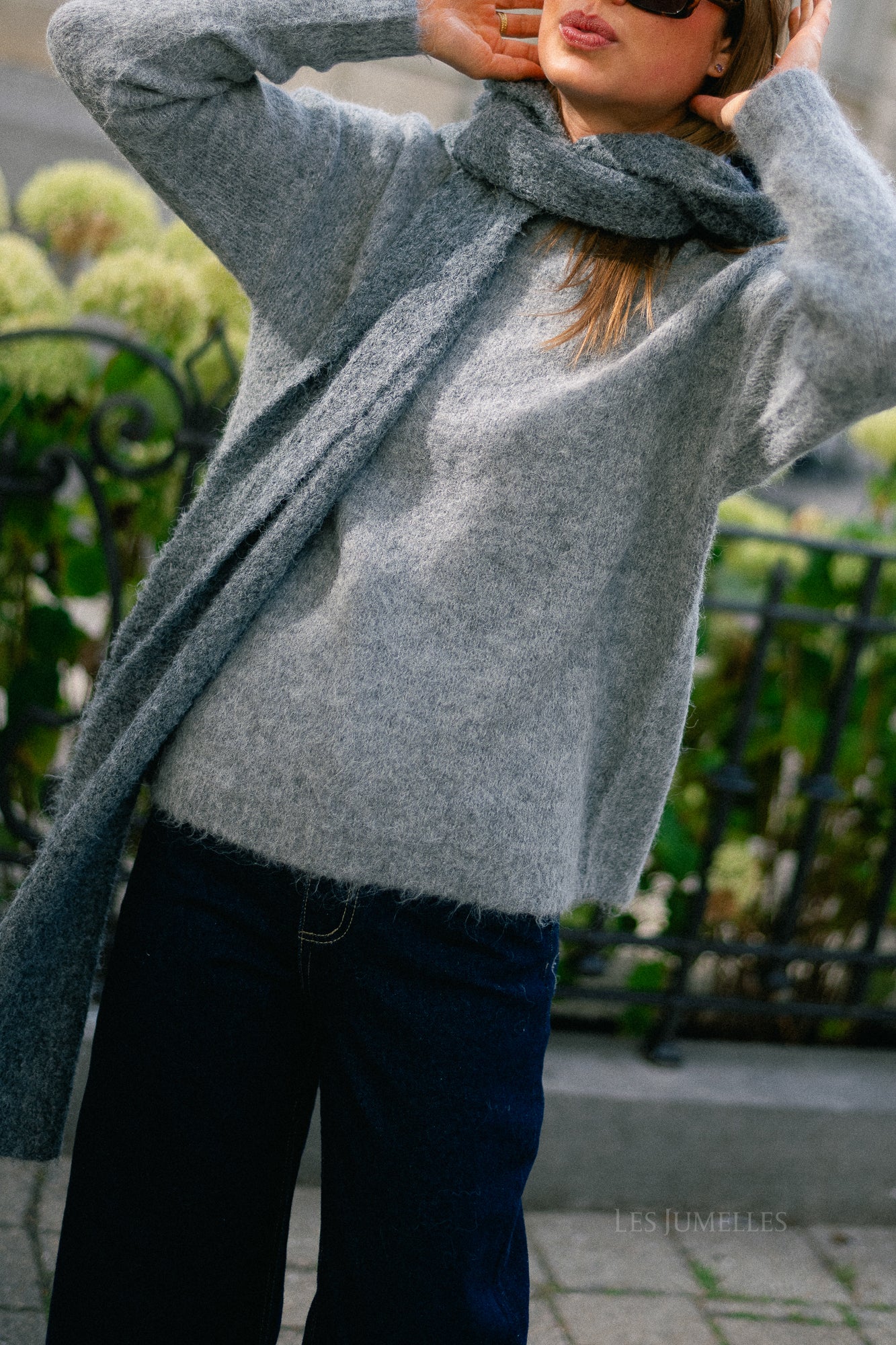 VIBennu funnelneck LS knit top medium gray melange