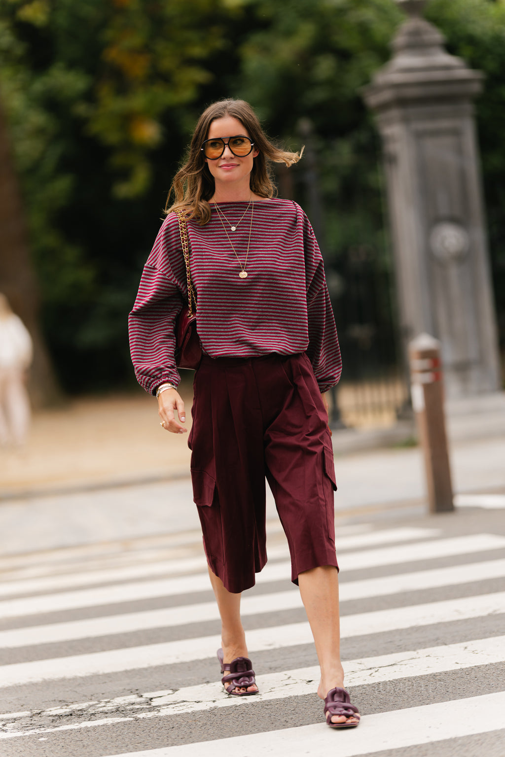 Callie cargo jorts burgundy