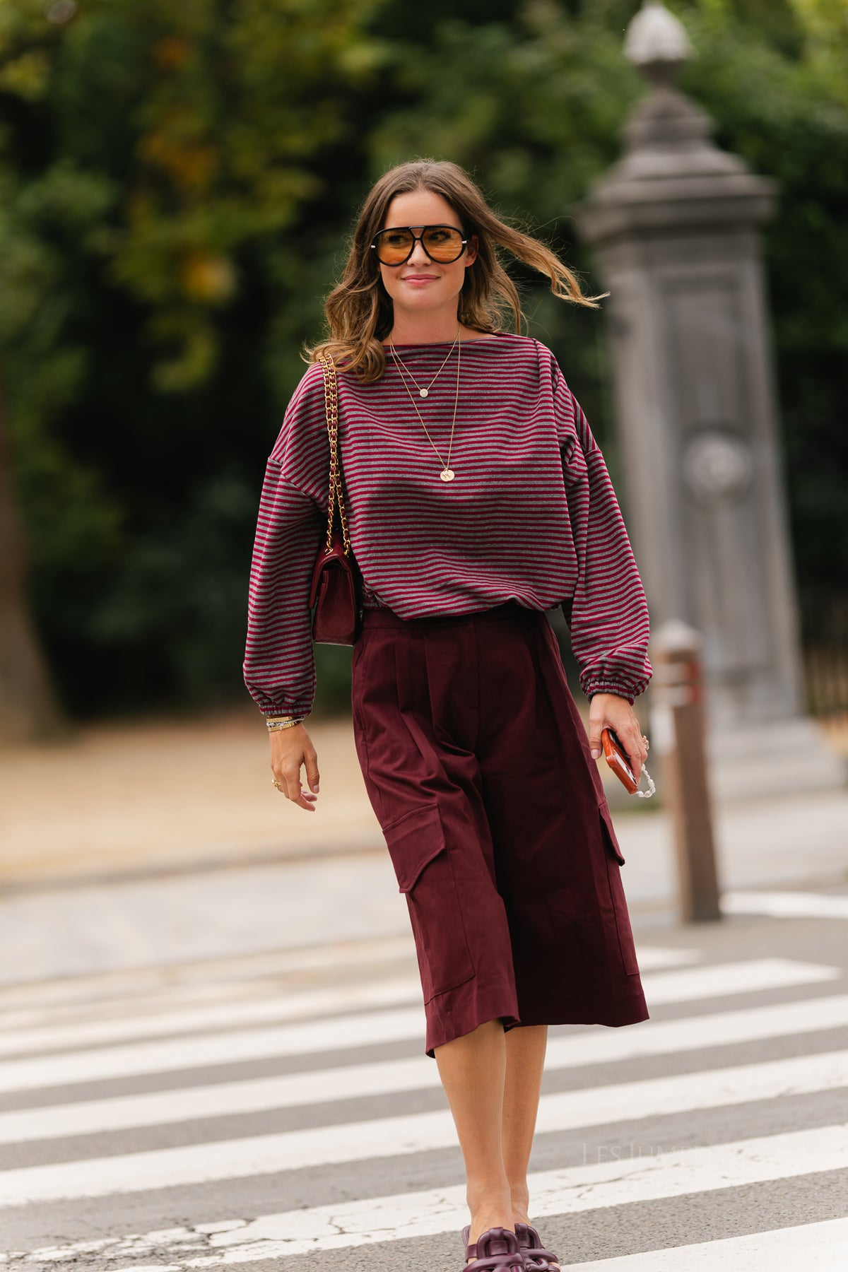 Callie cargo jorts burgundy