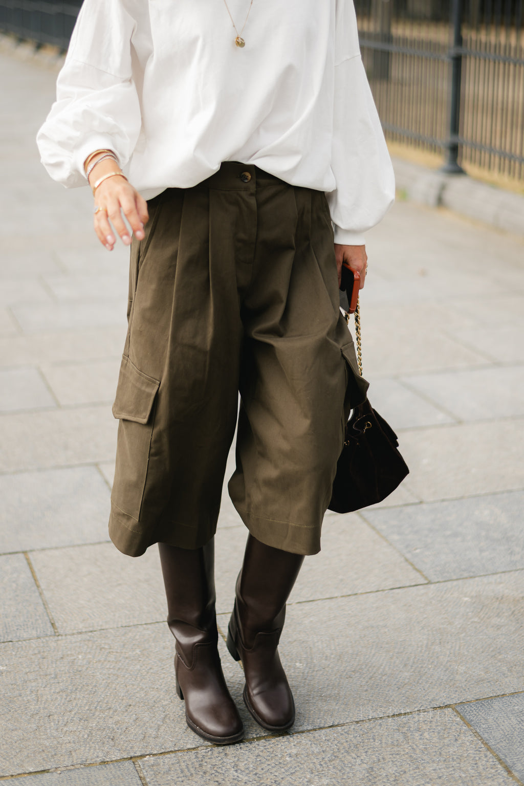 Callie cargo jorts khaki