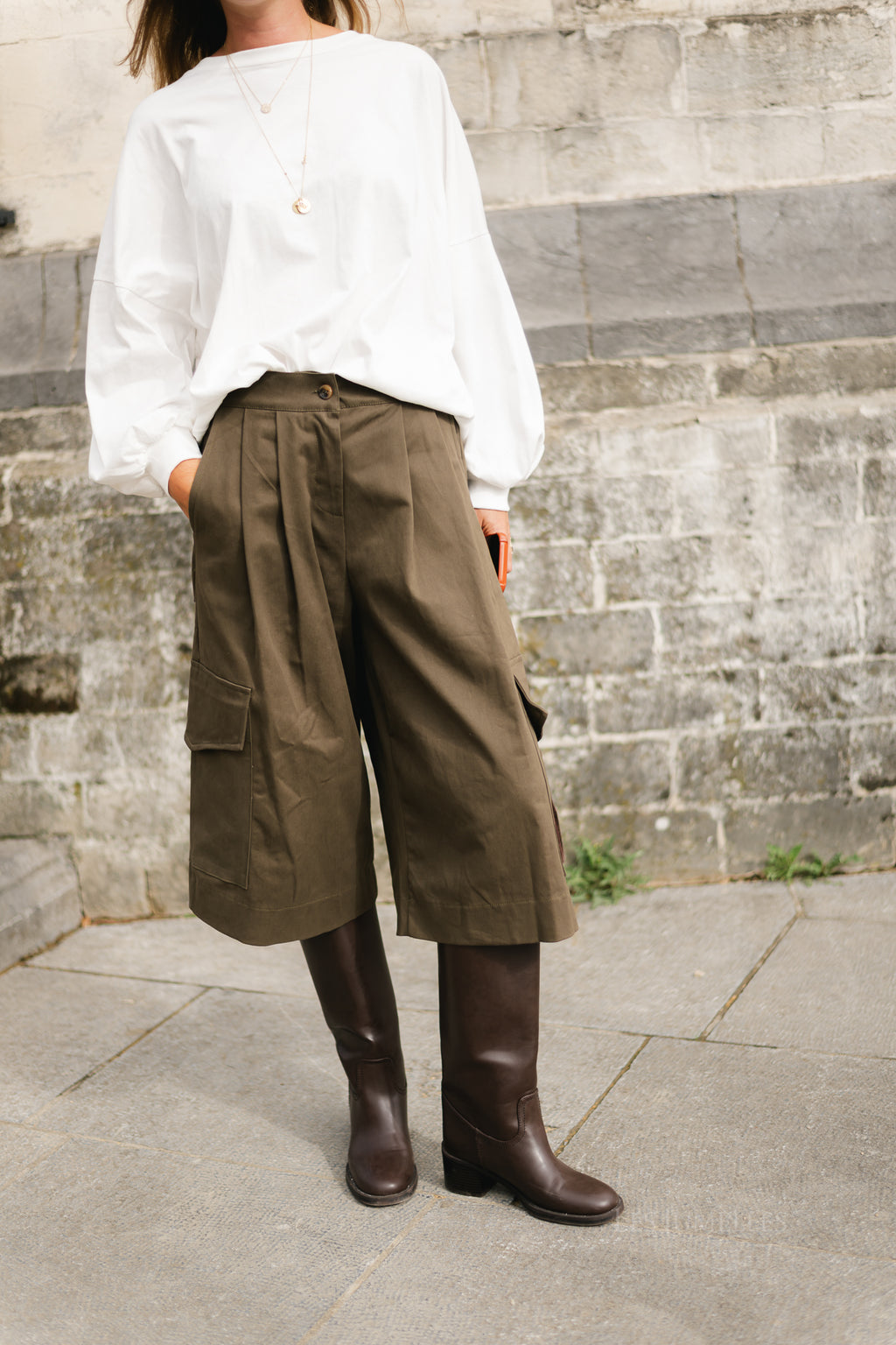 Callie cargo jorts khaki