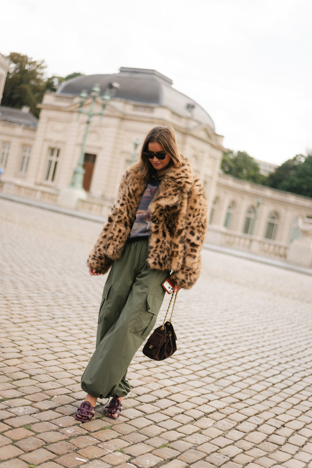 LarrieSW faux fur leopard jacket