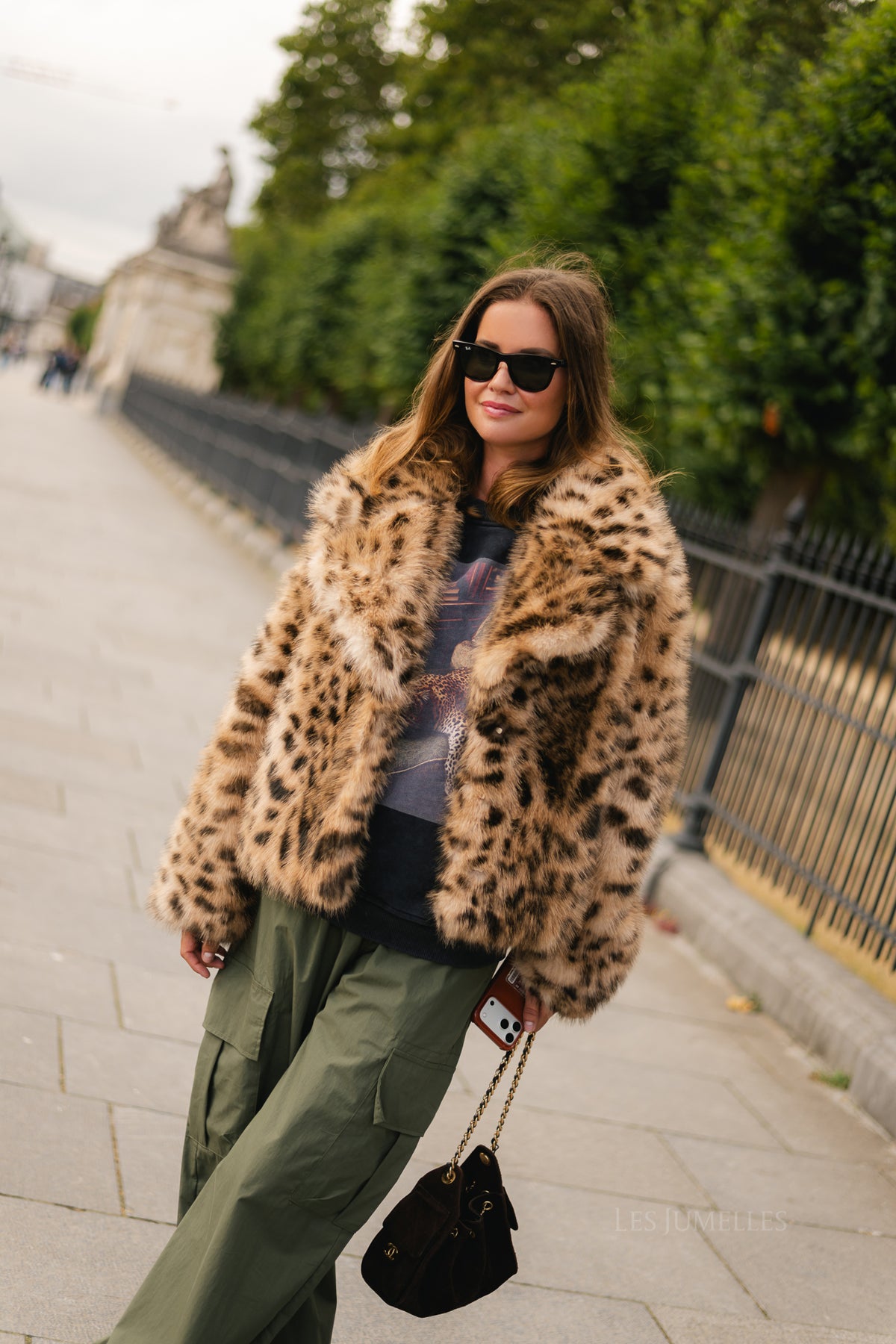 LarrieSW faux fur leopard jacket