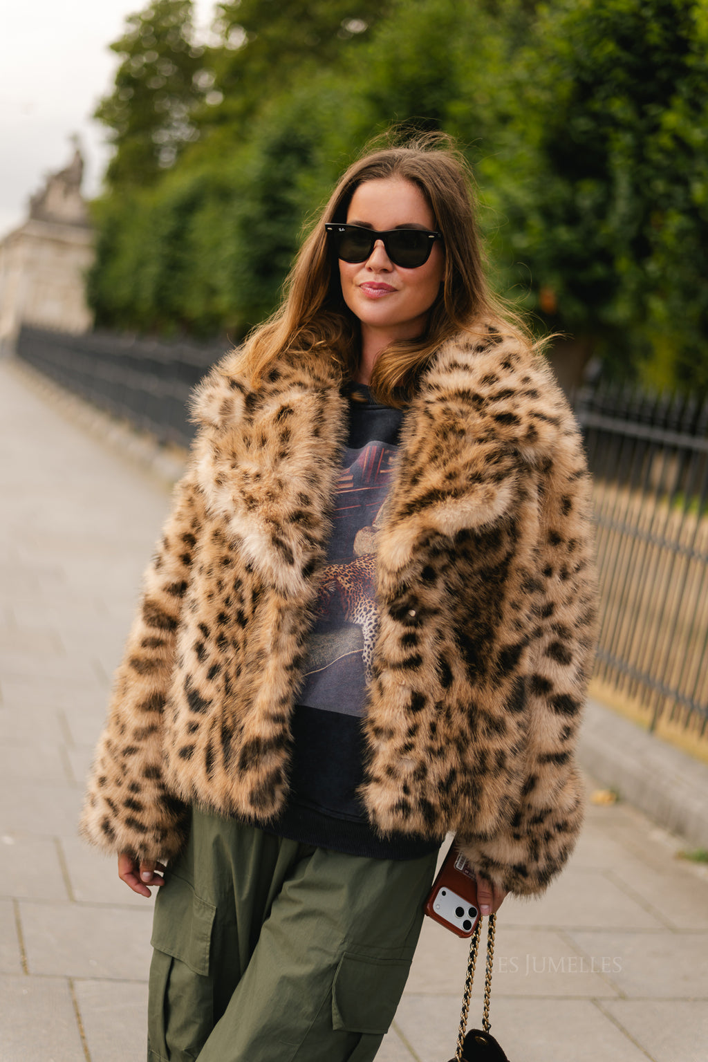 LarrieSW faux fur leopard jacket